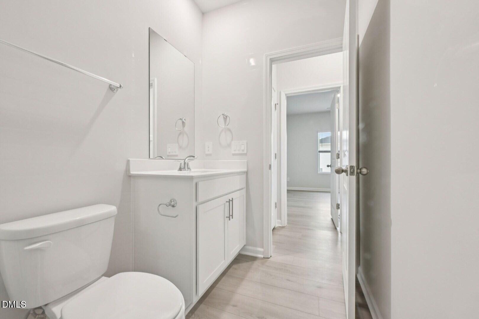 1041 Saint Lawrence Drive Property Photo 8
