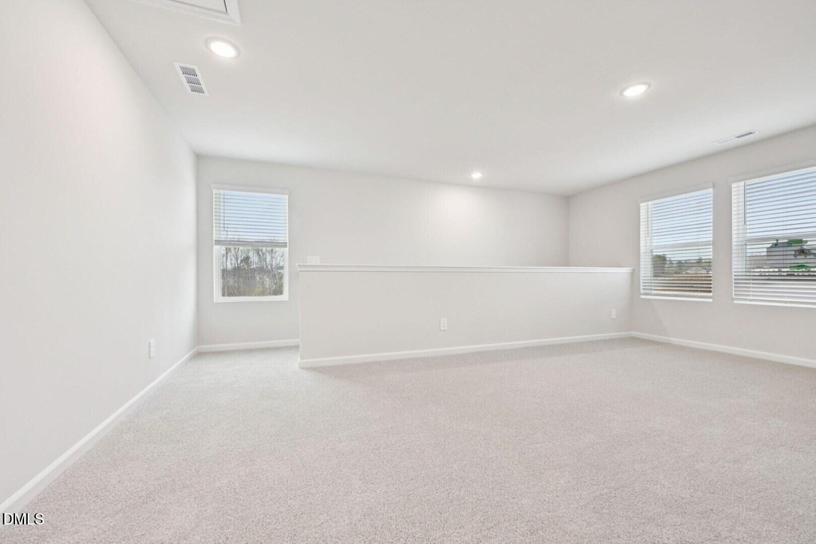 1041 Saint Lawrence Drive Property Photo 10