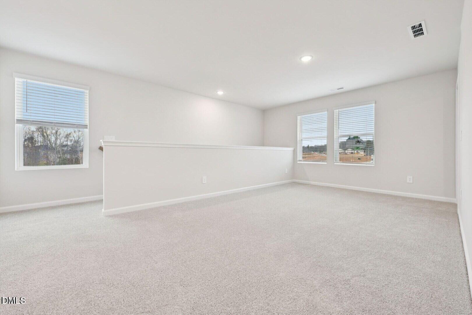 1041 Saint Lawrence Drive Property Photo 11
