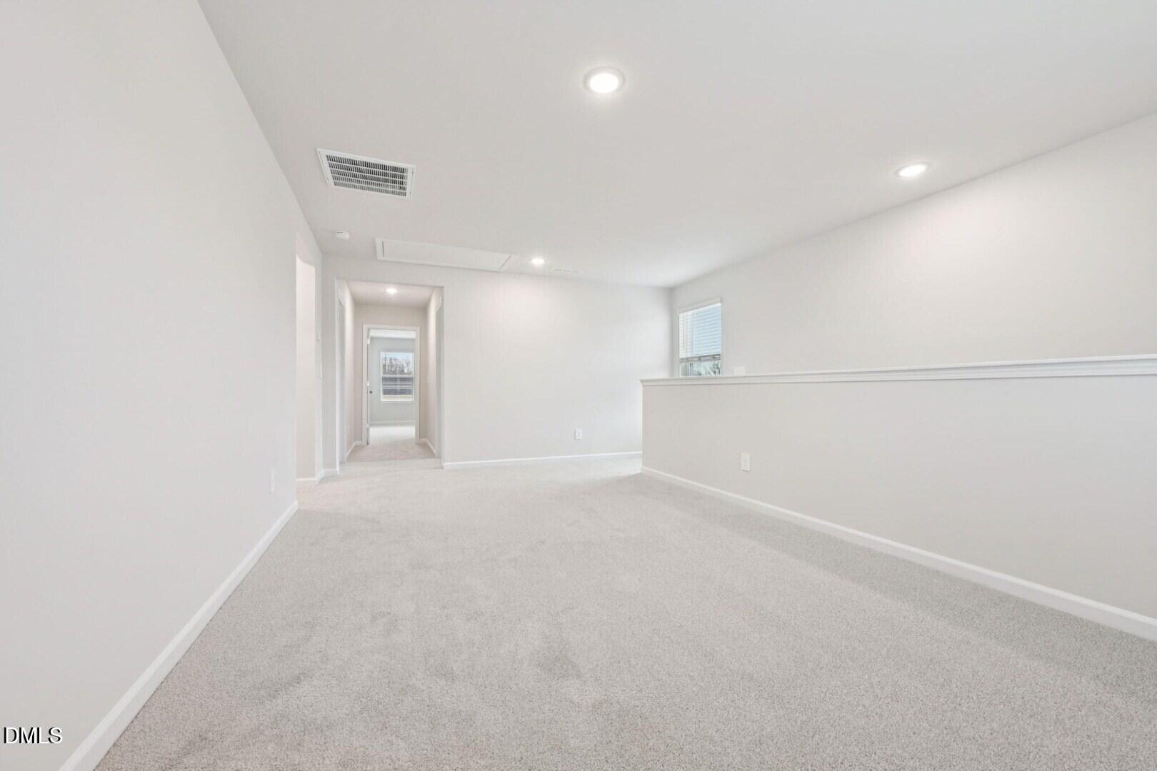 1041 Saint Lawrence Drive Property Photo 12