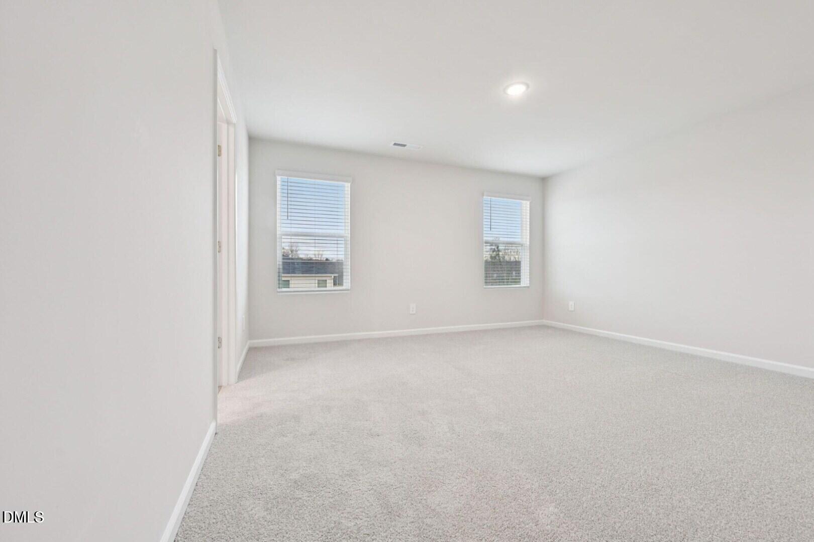 1041 Saint Lawrence Drive Property Photo 14