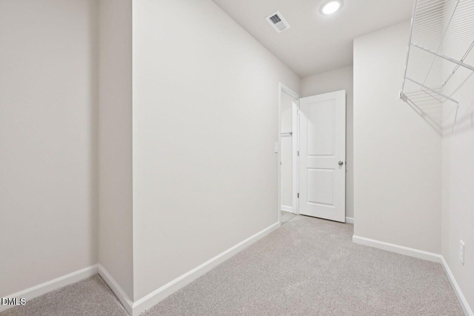 1041 Saint Lawrence Drive Property Photo 22