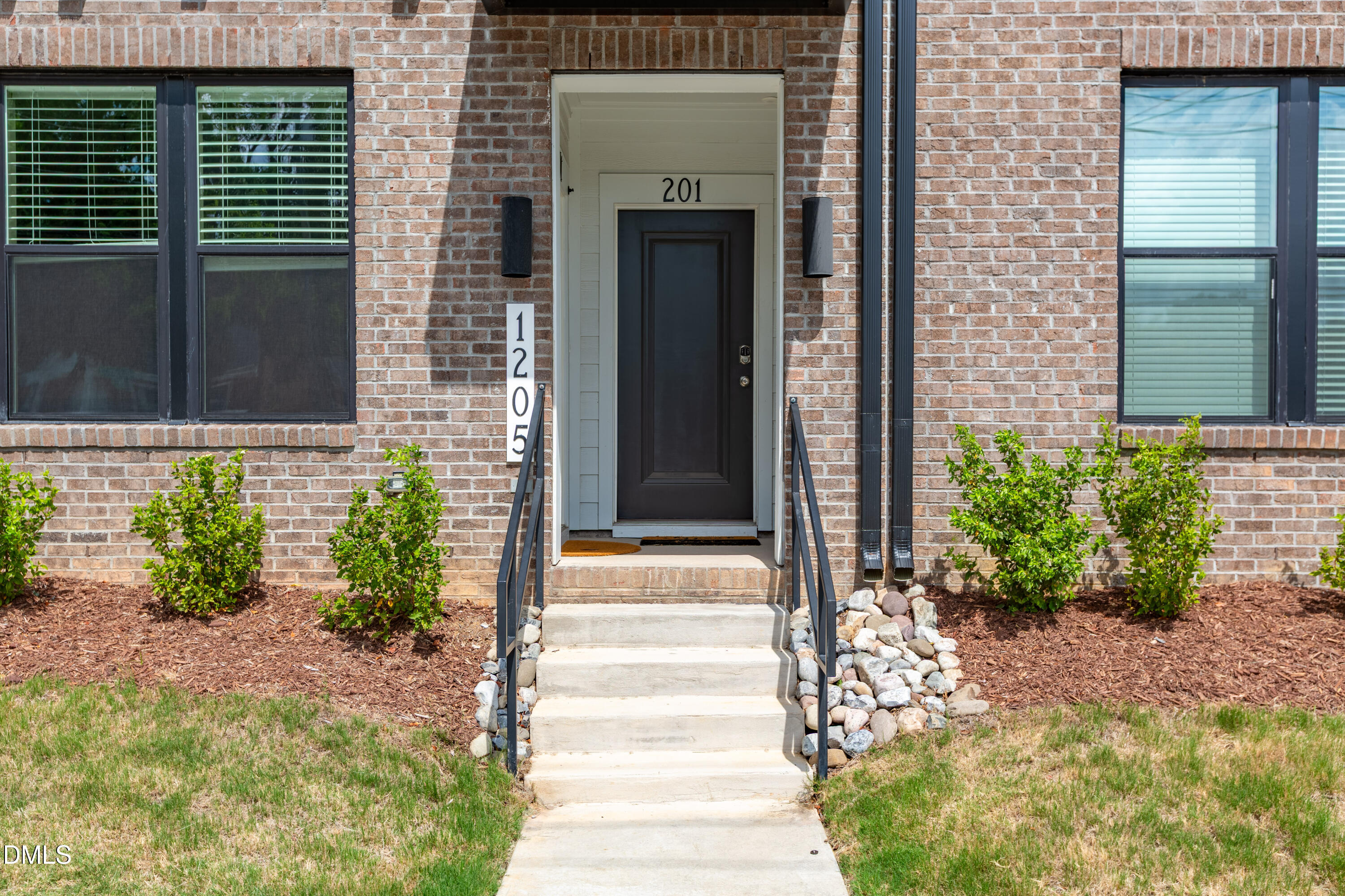 1205 S Blount Street 201 Property Photo 3