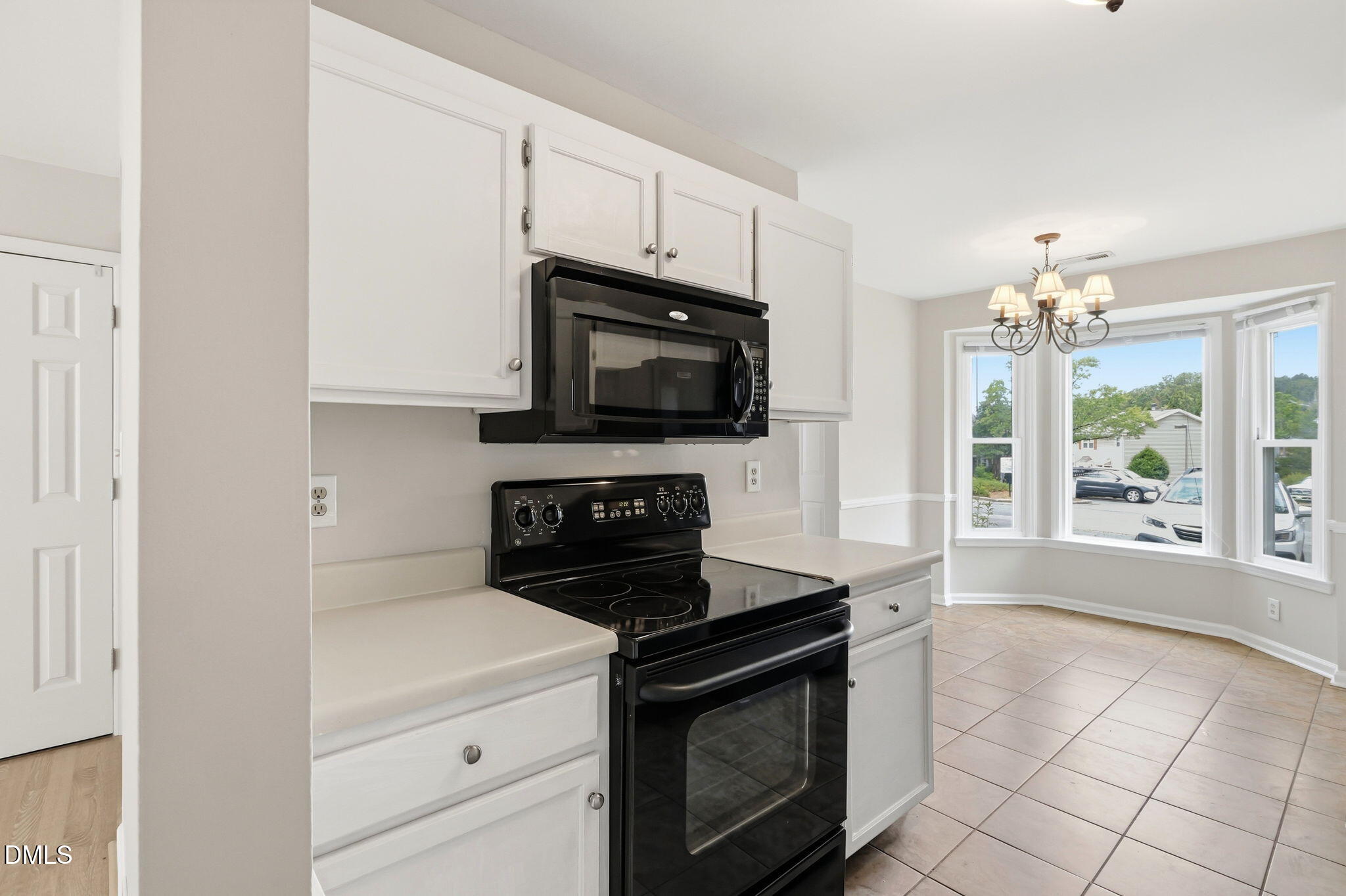 513 Darby Glen Lane Property Photo 14