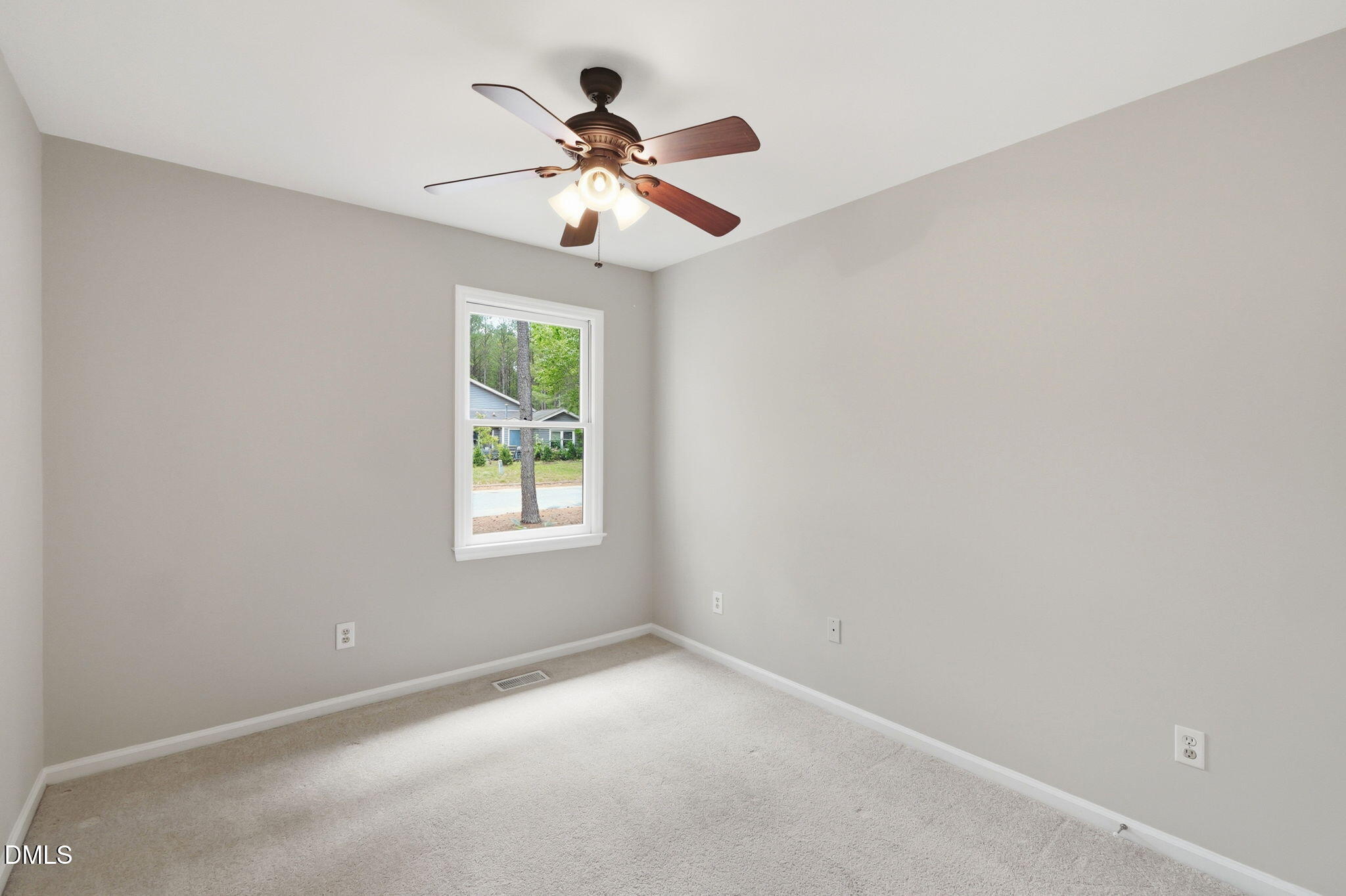 513 Darby Glen Lane Property Photo 34