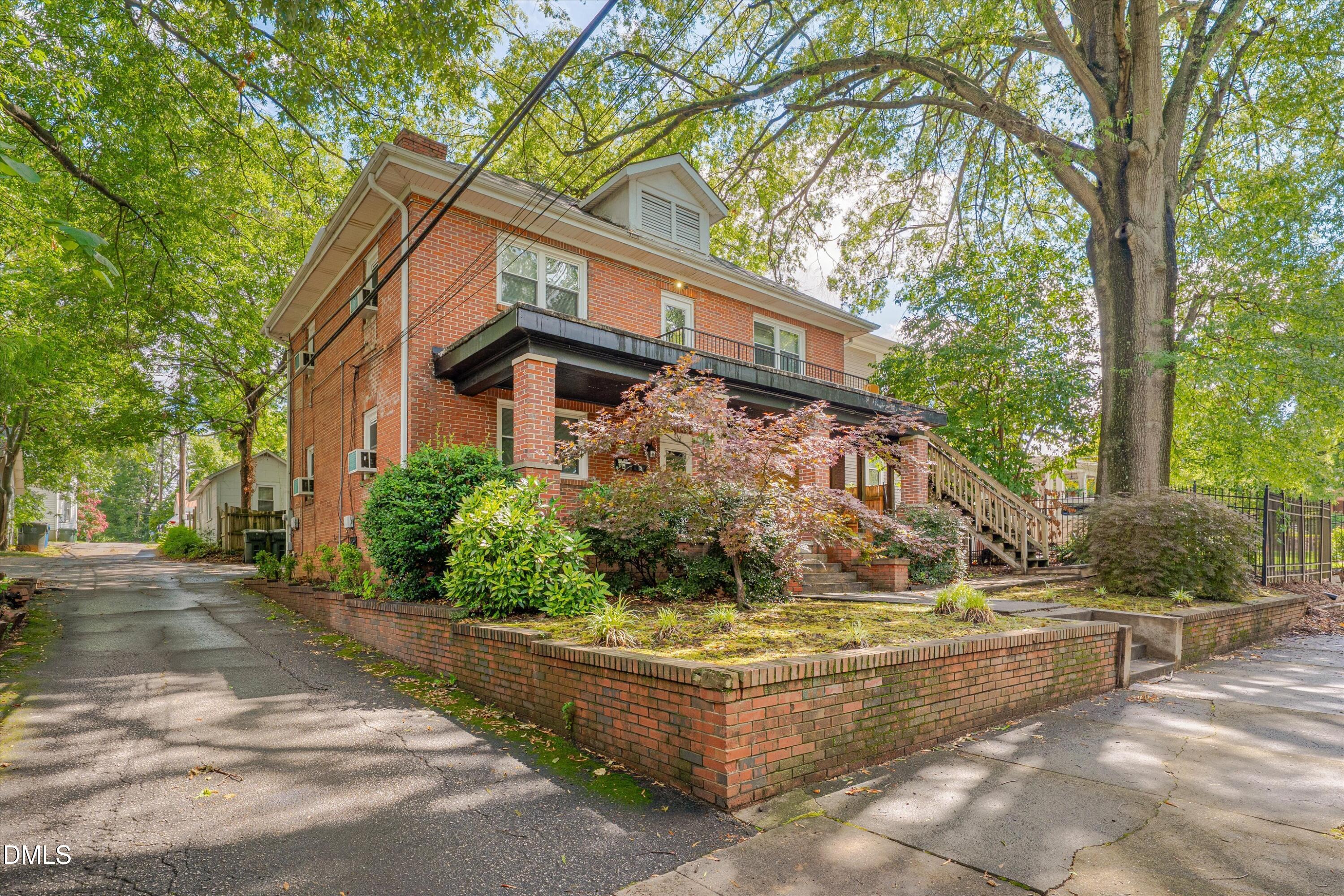 513 Cleveland Street Property Photo 4