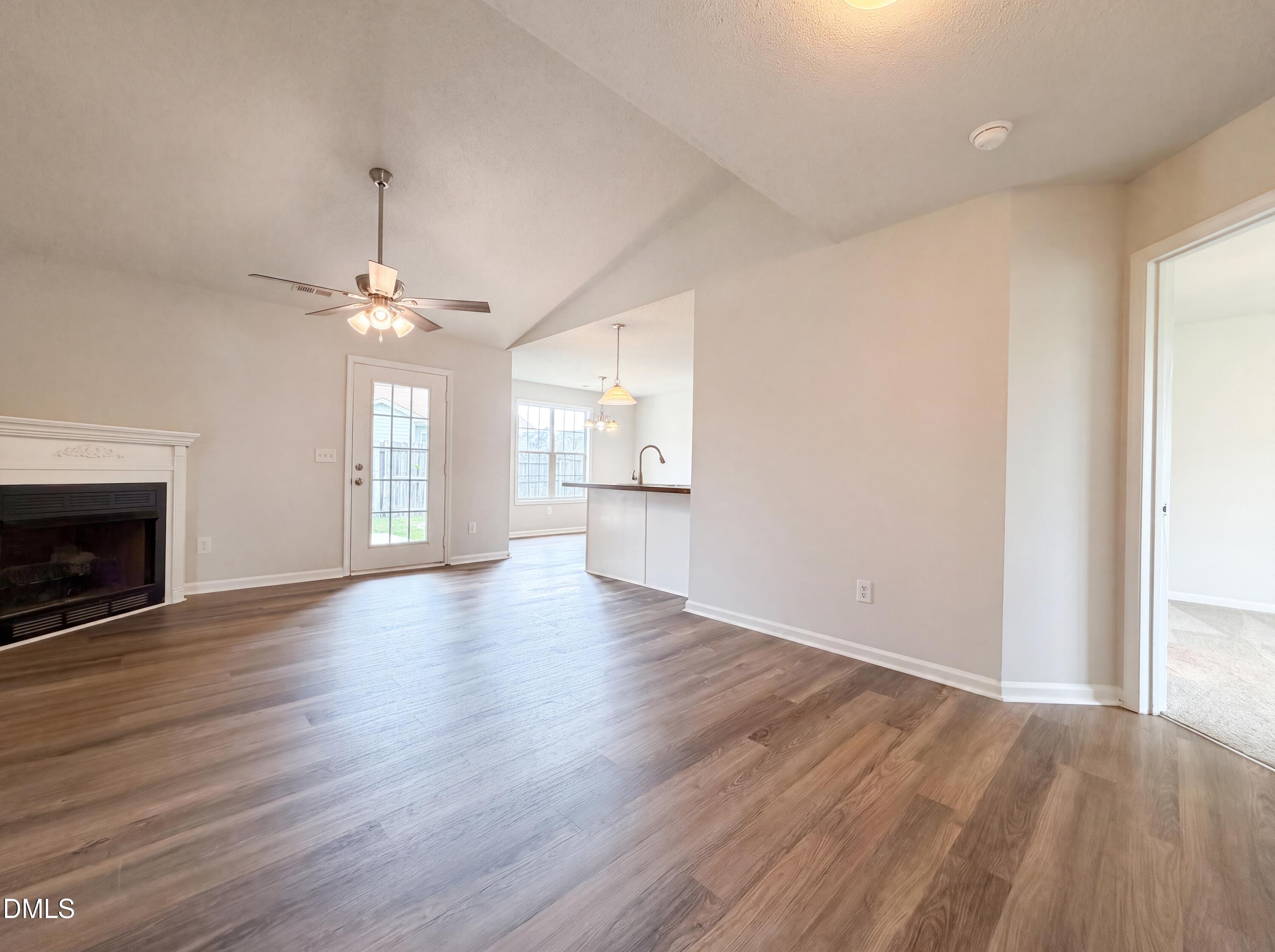 102 Reebe Circle Property Photo 3