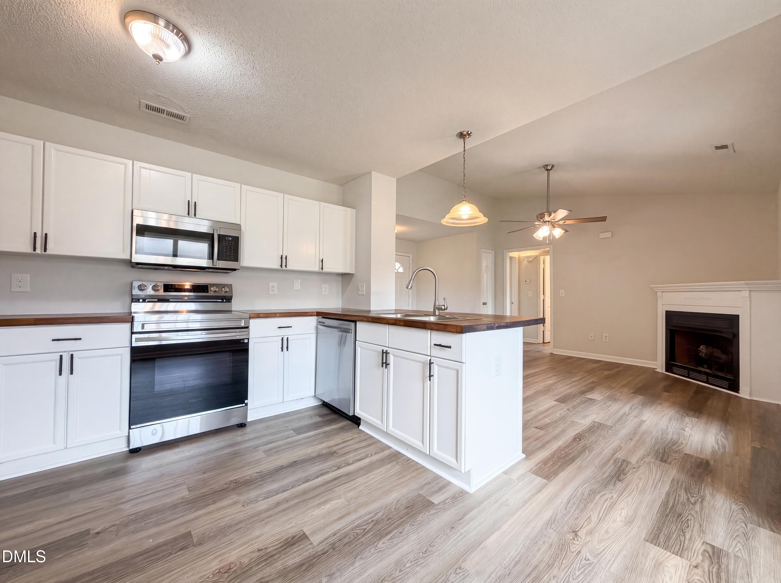 102 Reebe Circle Property Photo 8