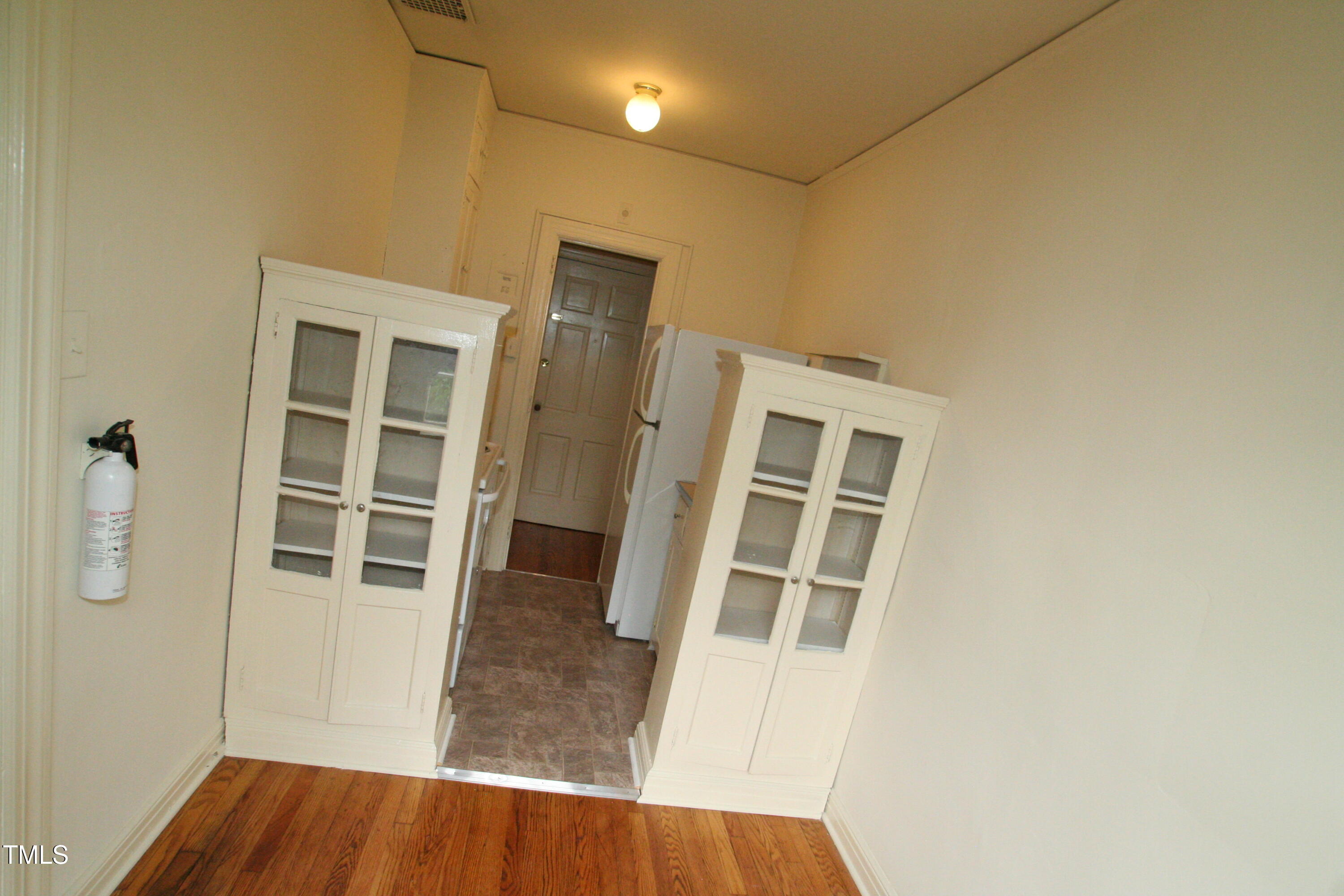 2402 Clark Avenue 10 Property Photo 10