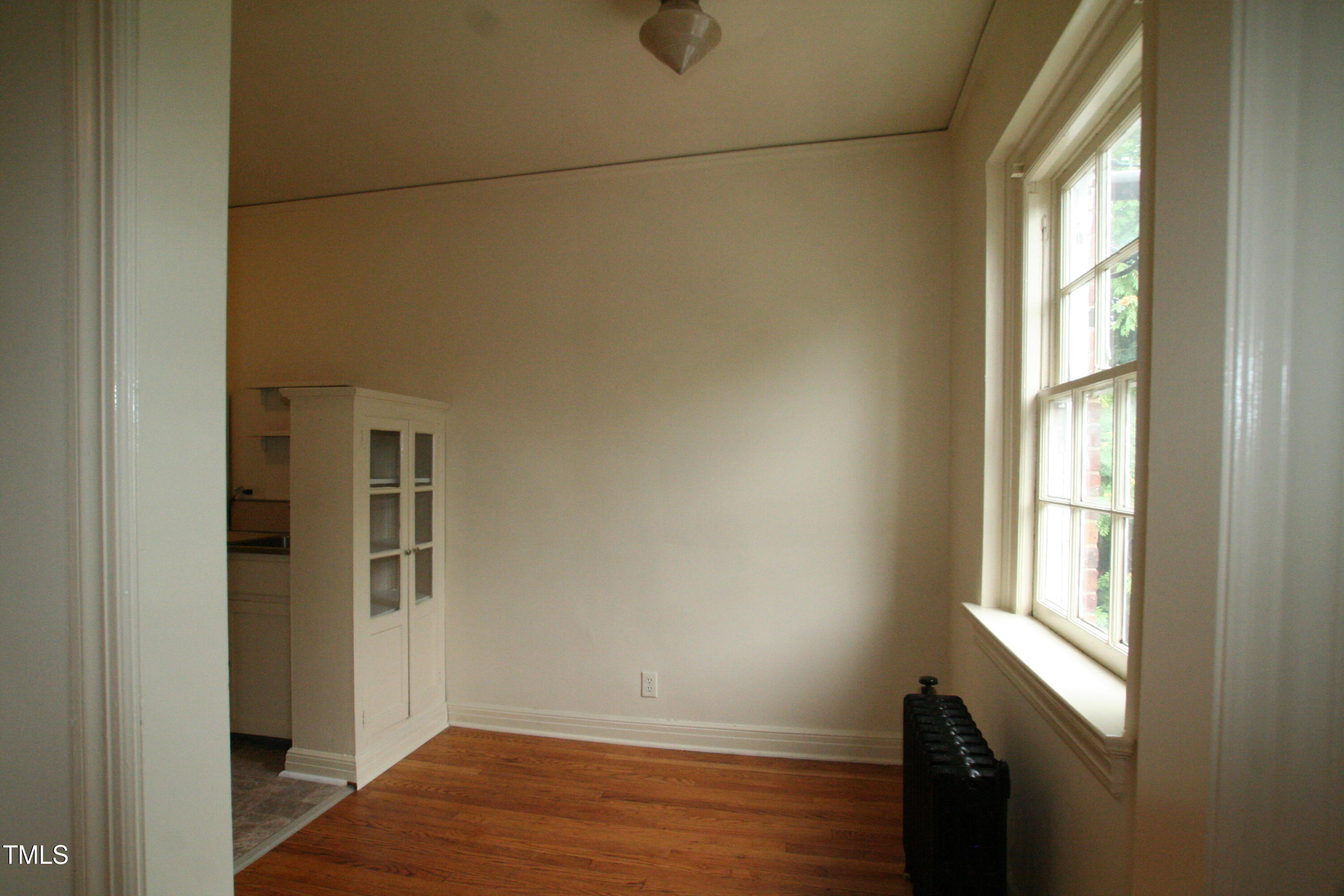 2402 Clark Avenue 10 Property Photo 11