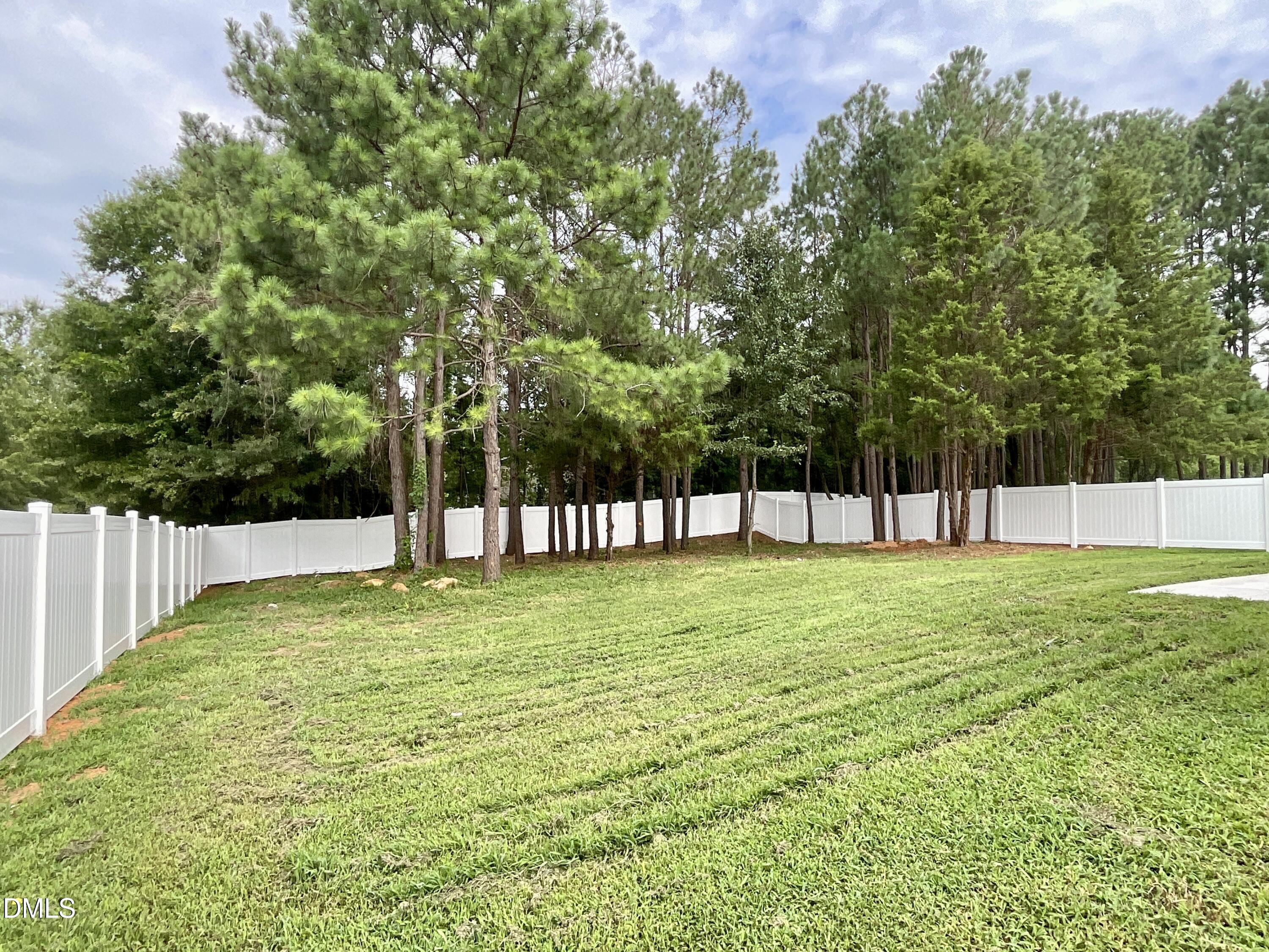152 S Allen Road Property Photo 4