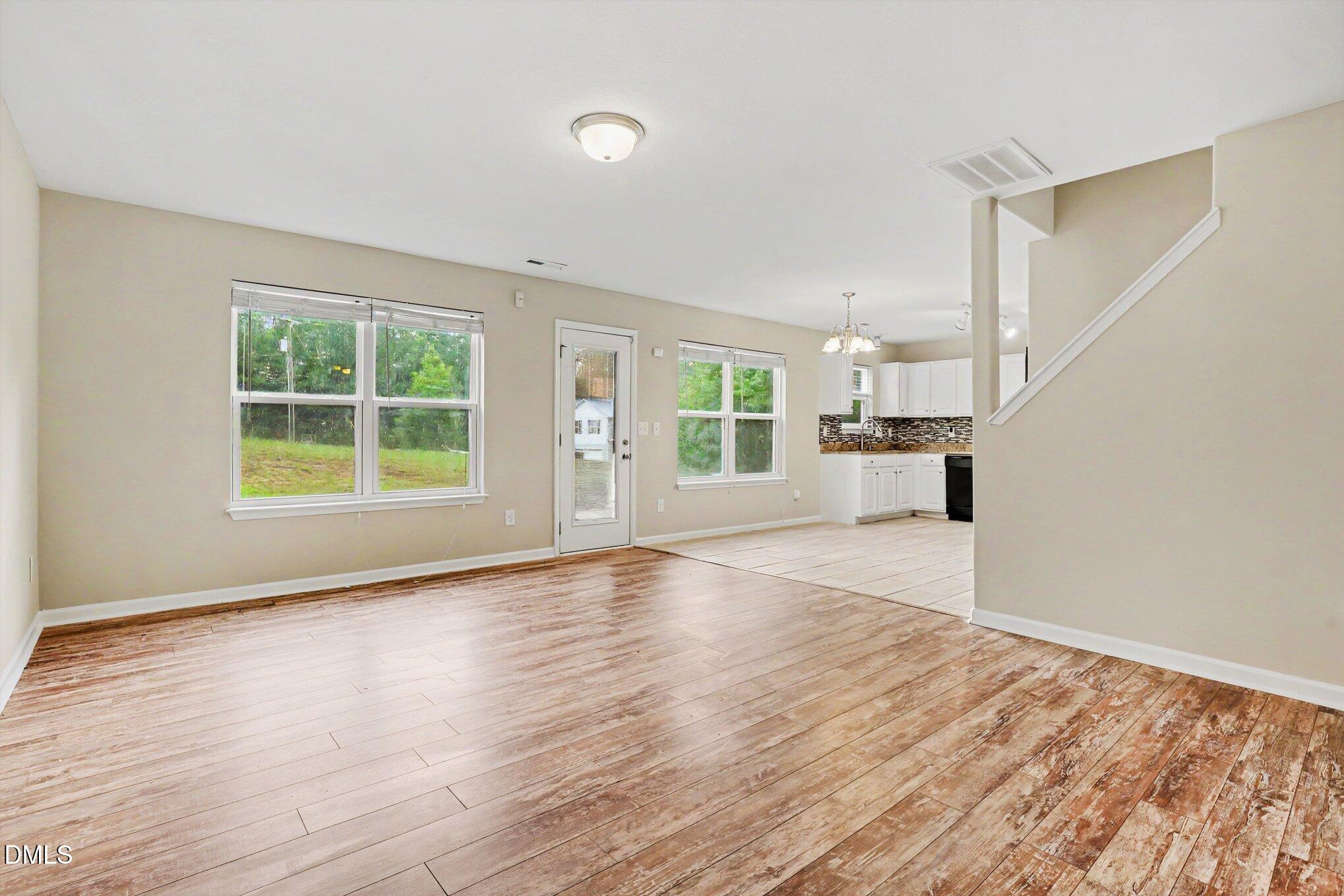 905 Woodland Road Property Photo 2