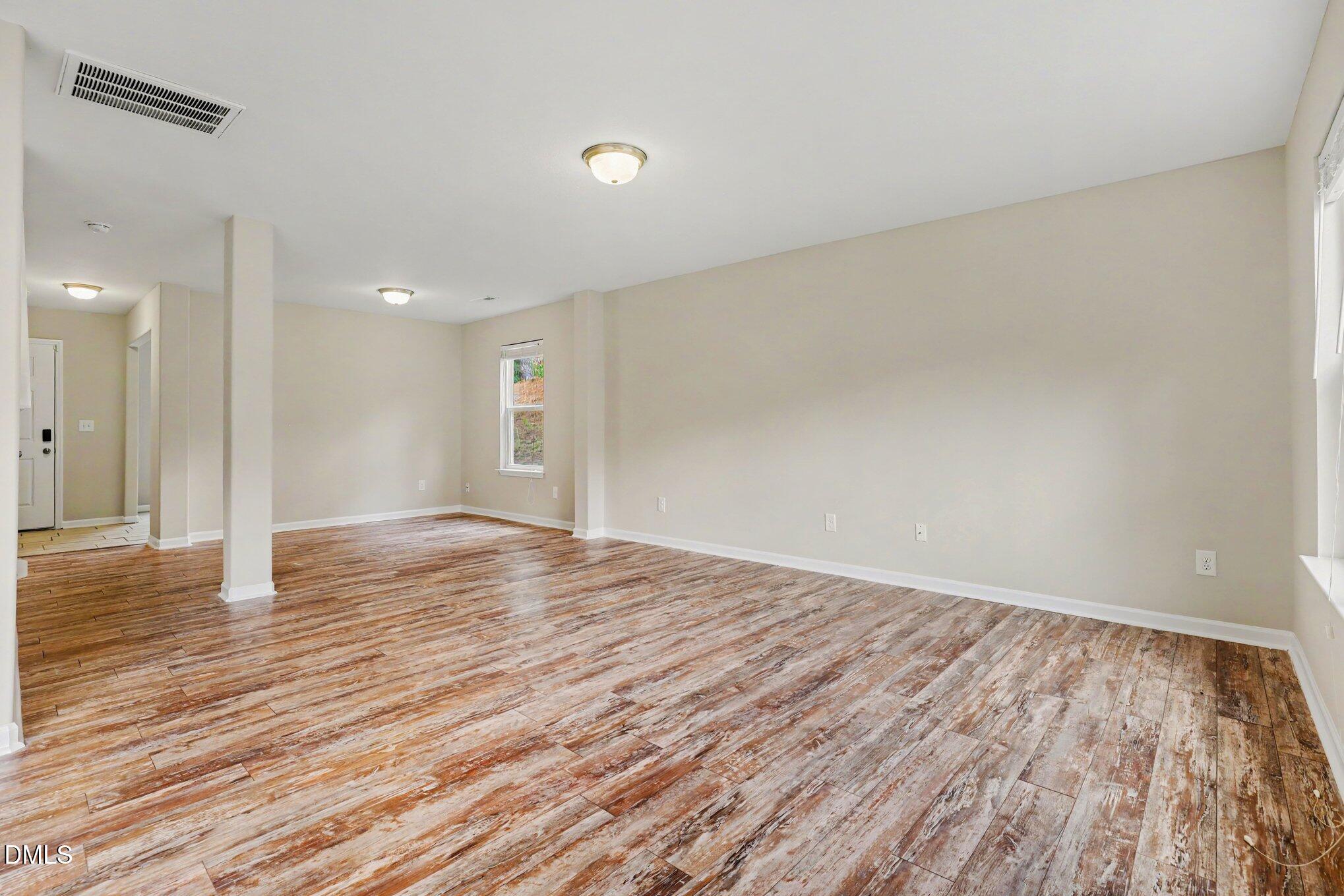 905 Woodland Road Property Photo 4