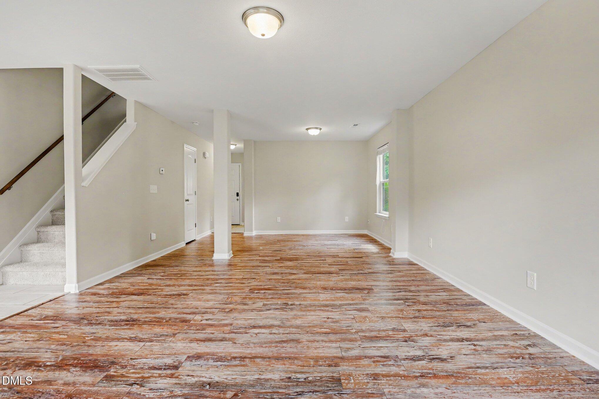 905 Woodland Road Property Photo 5