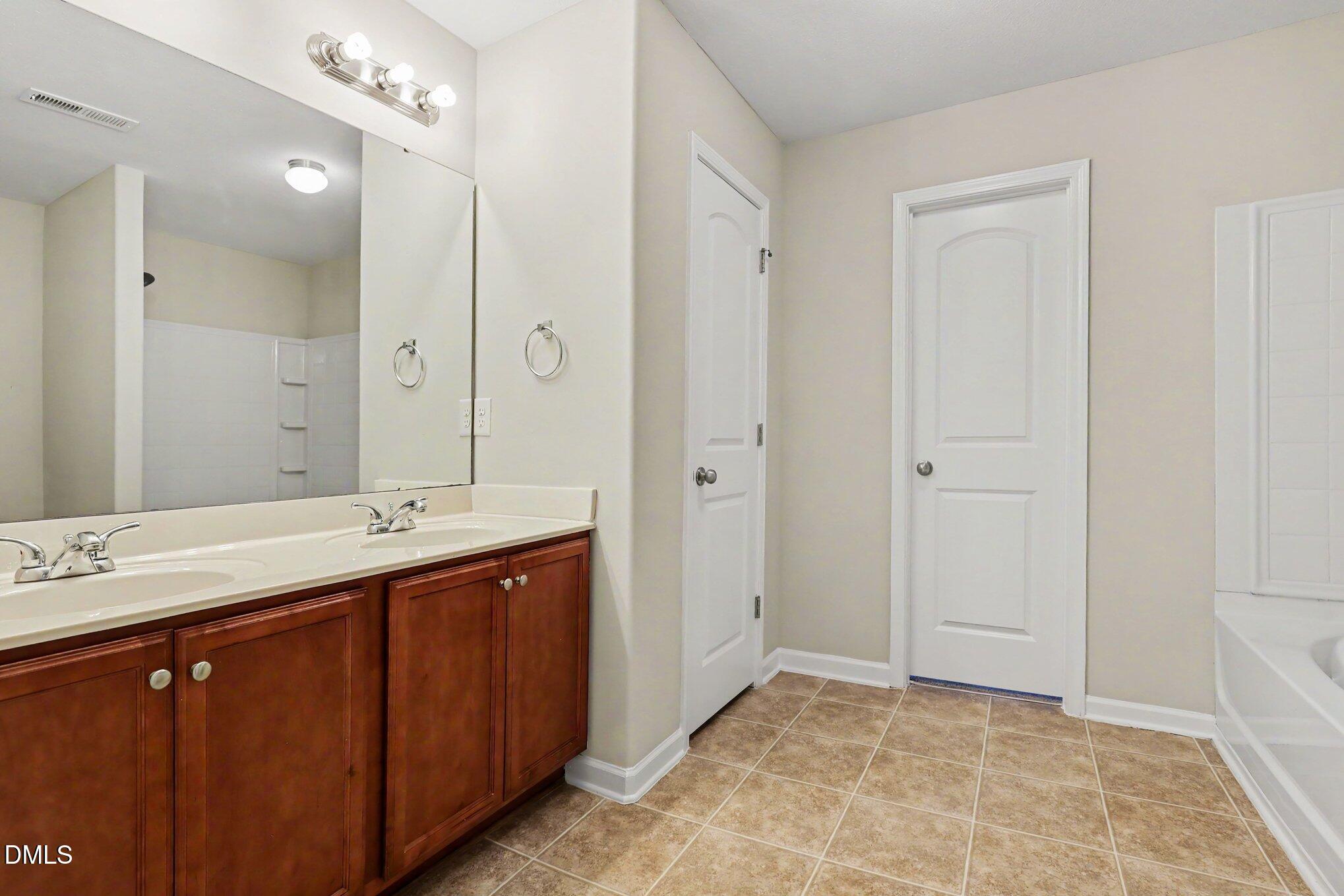 905 Woodland Road Property Photo 28