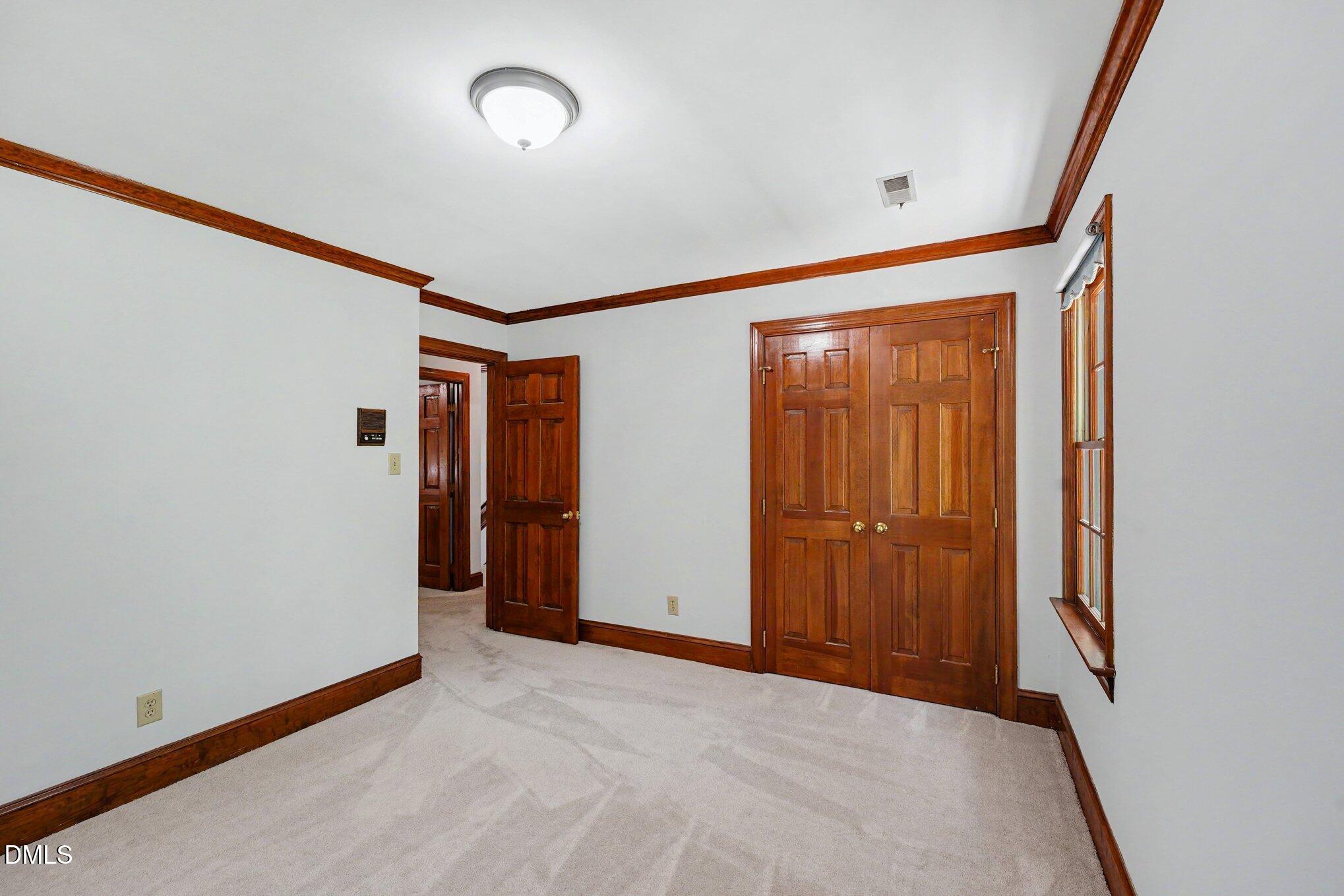 5537 Parkwood Drive Property Photo 23