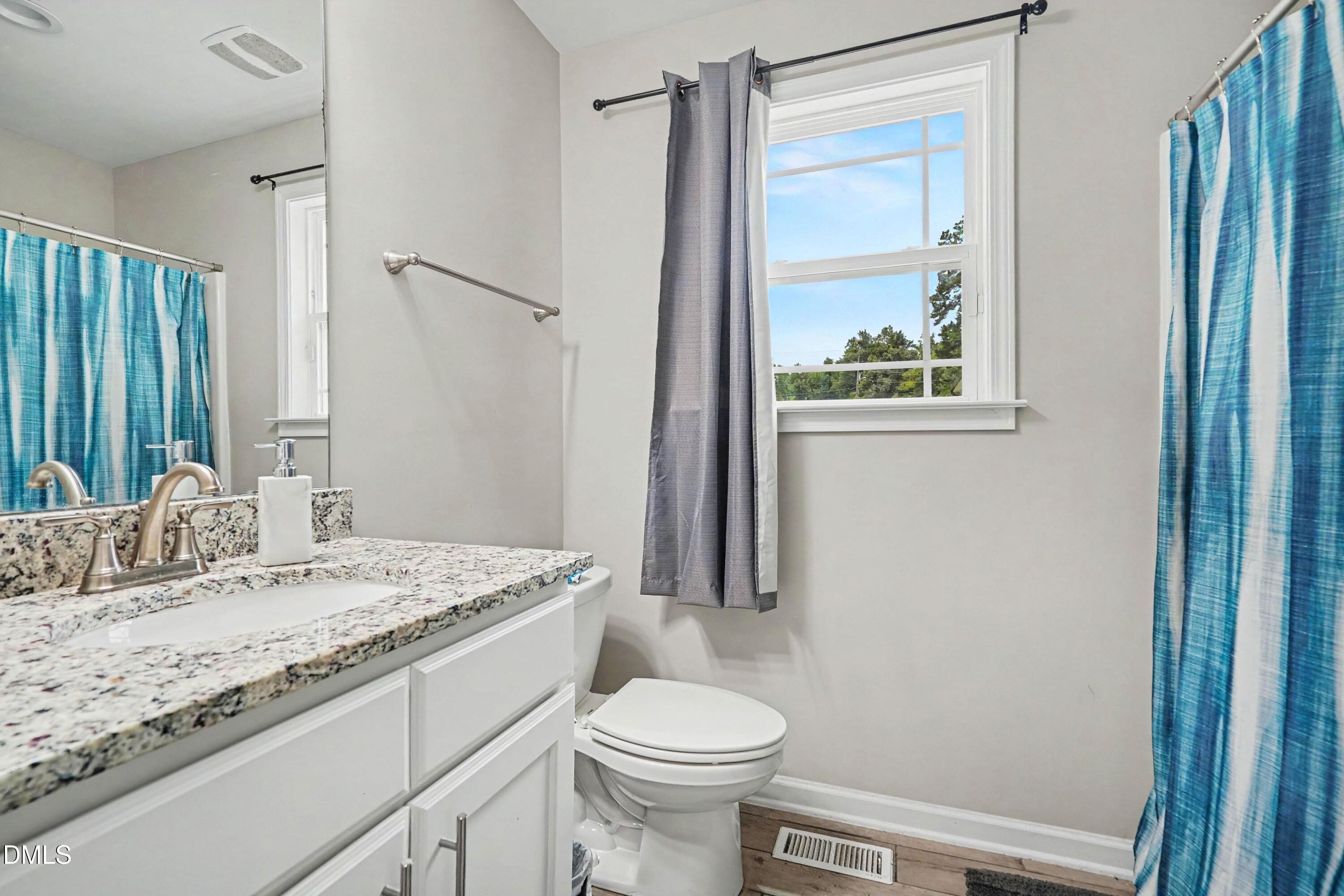 212 Tanglewood Drive Property Photo 9