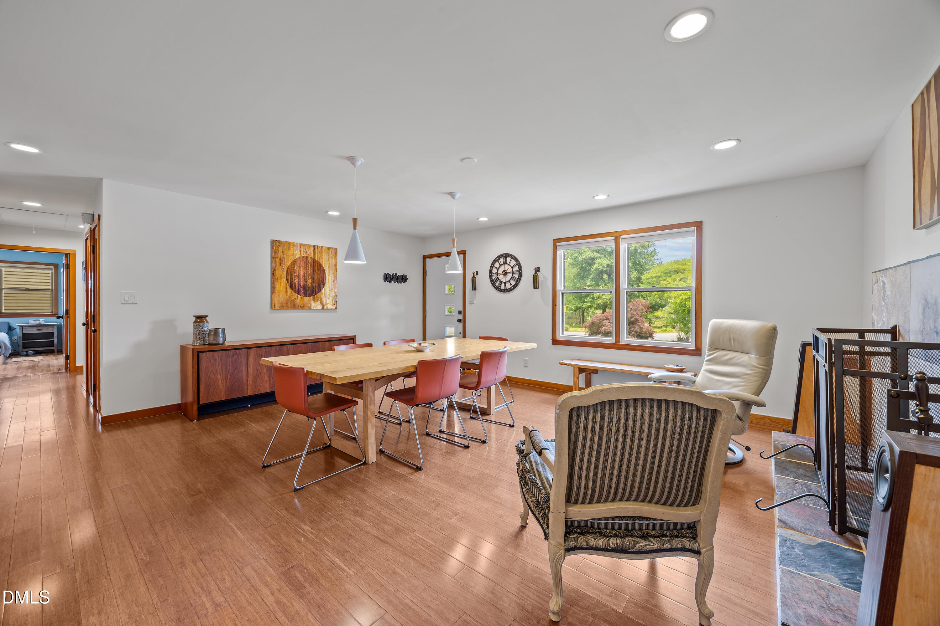 401 Warren Avenue Property Photo 17