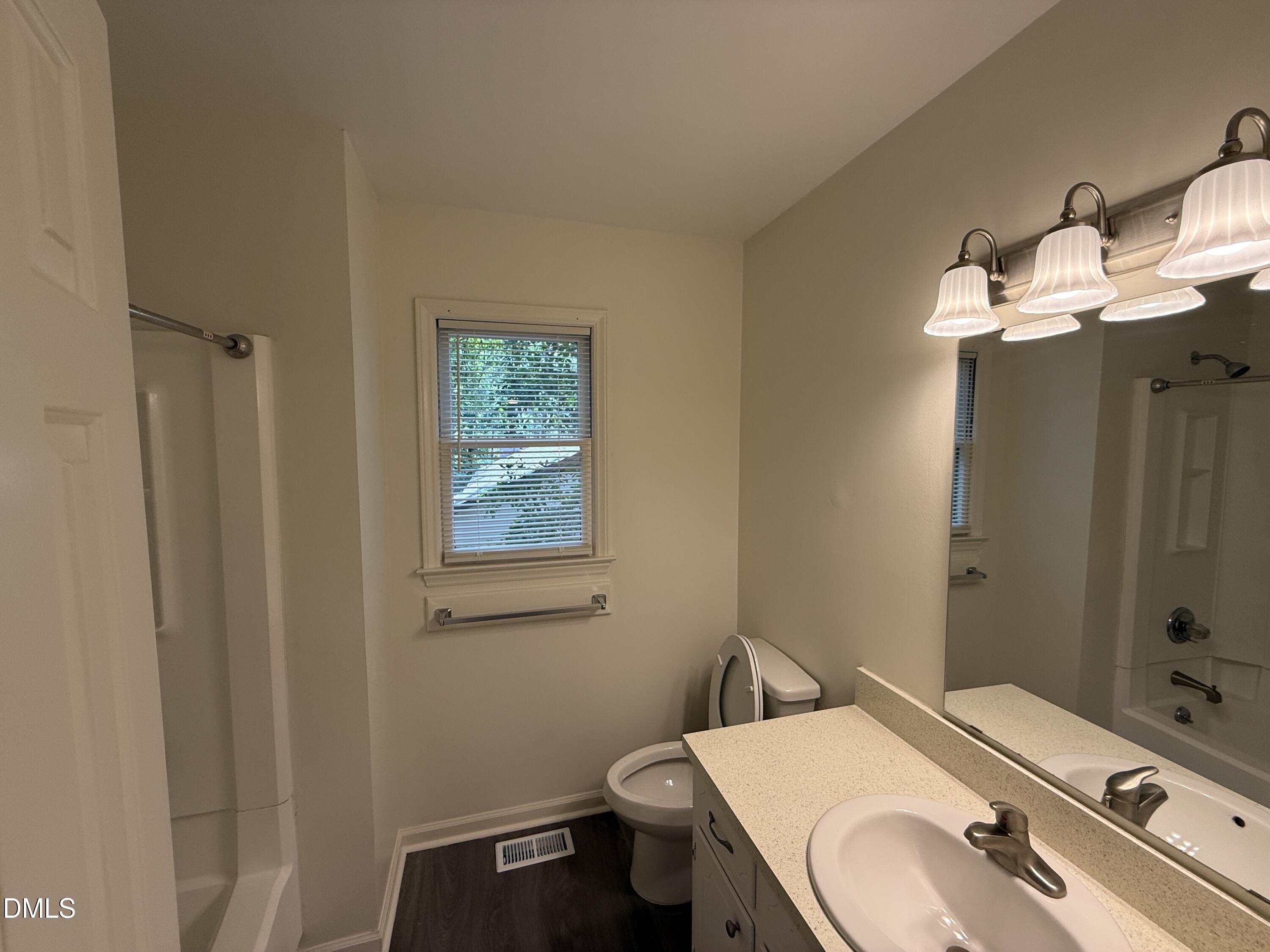 1506 Mc Donald Avenue 1506 Property Photo 5