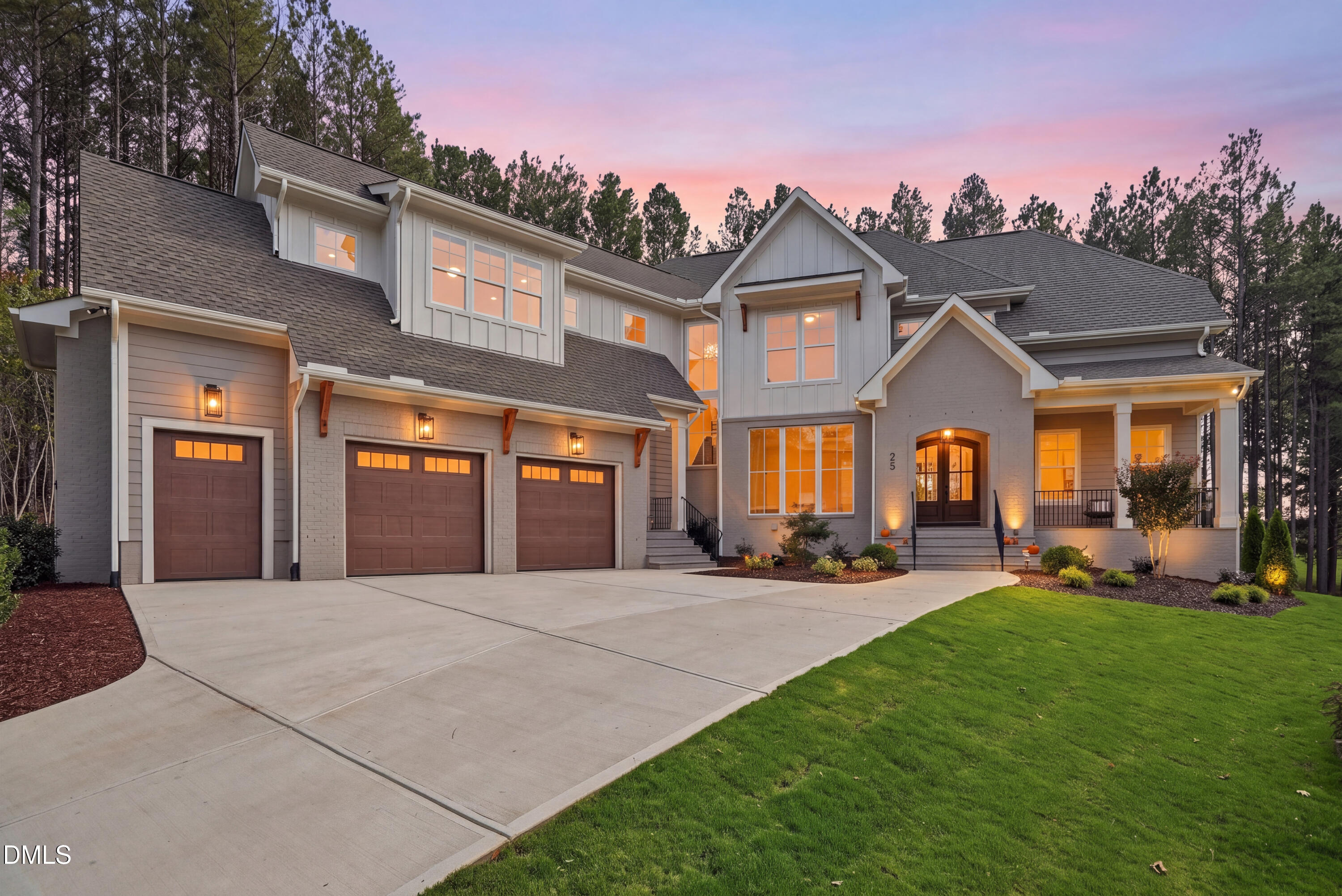 25 Blackhorn Court Property Photo 1