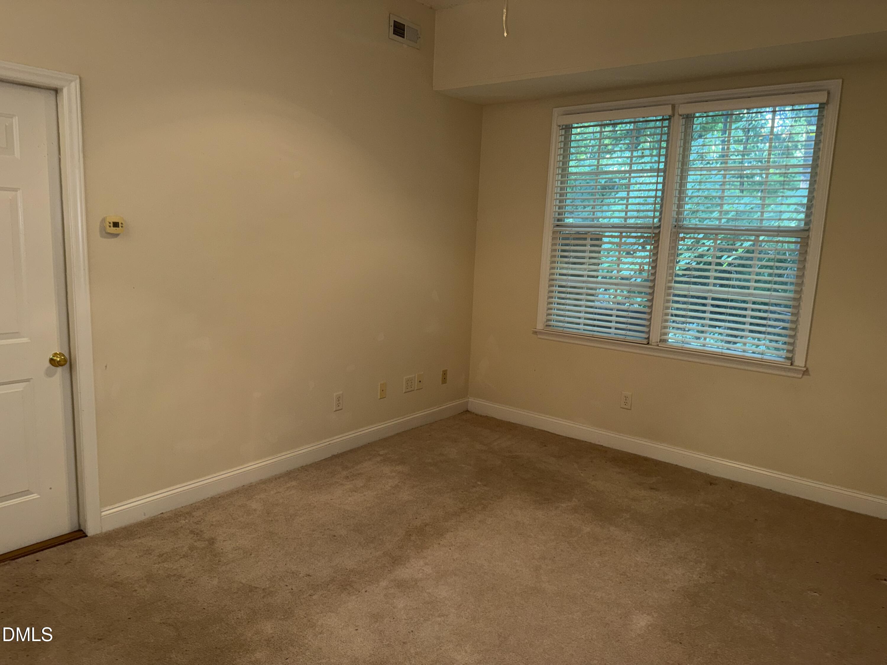 801 Carved Oak Drive Property Photo 22