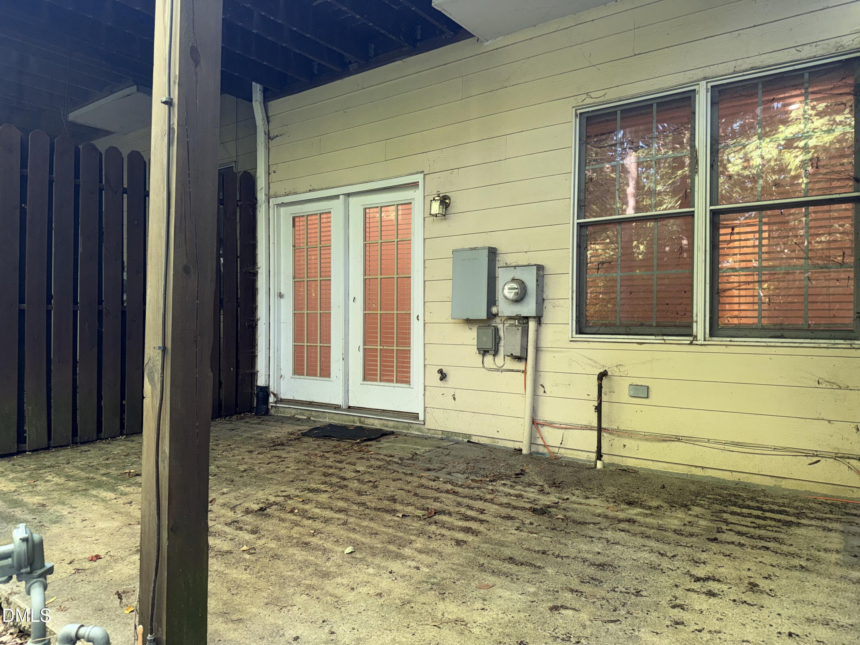 801 Carved Oak Drive Property Photo 33