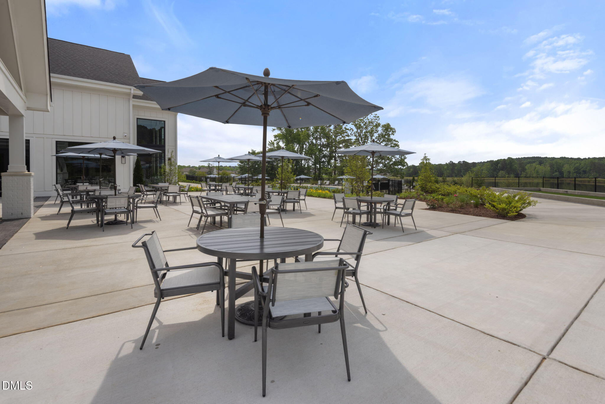 941 Steeplechase Boulevard Property Photo 26