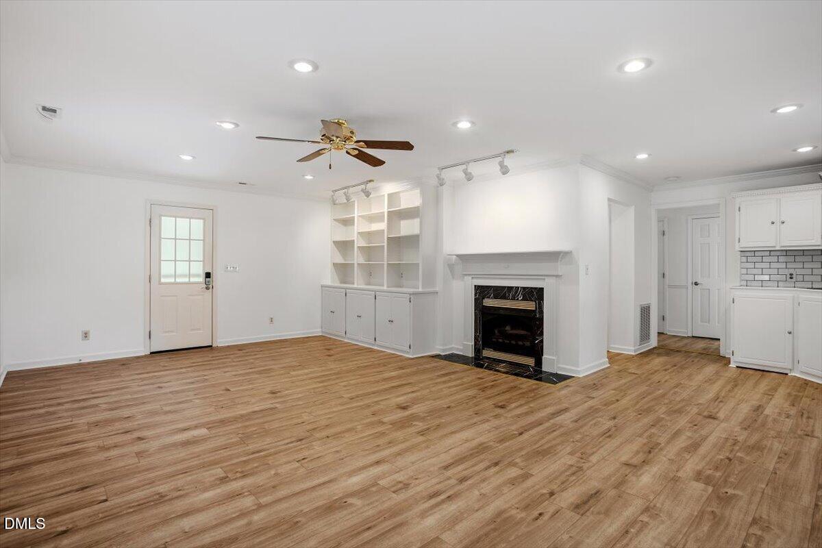 119 E Stratford Drive Property Photo 30