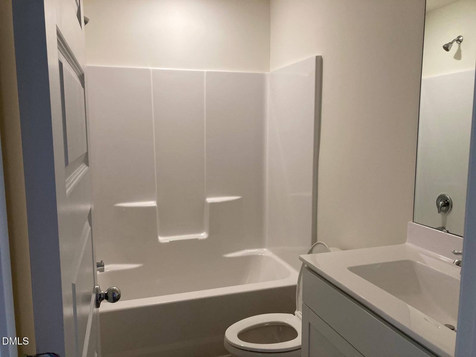 1125 Grenshaw Drive Property Photo 3