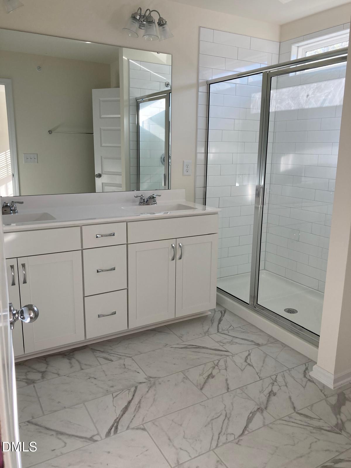1125 Grenshaw Drive Property Photo 6