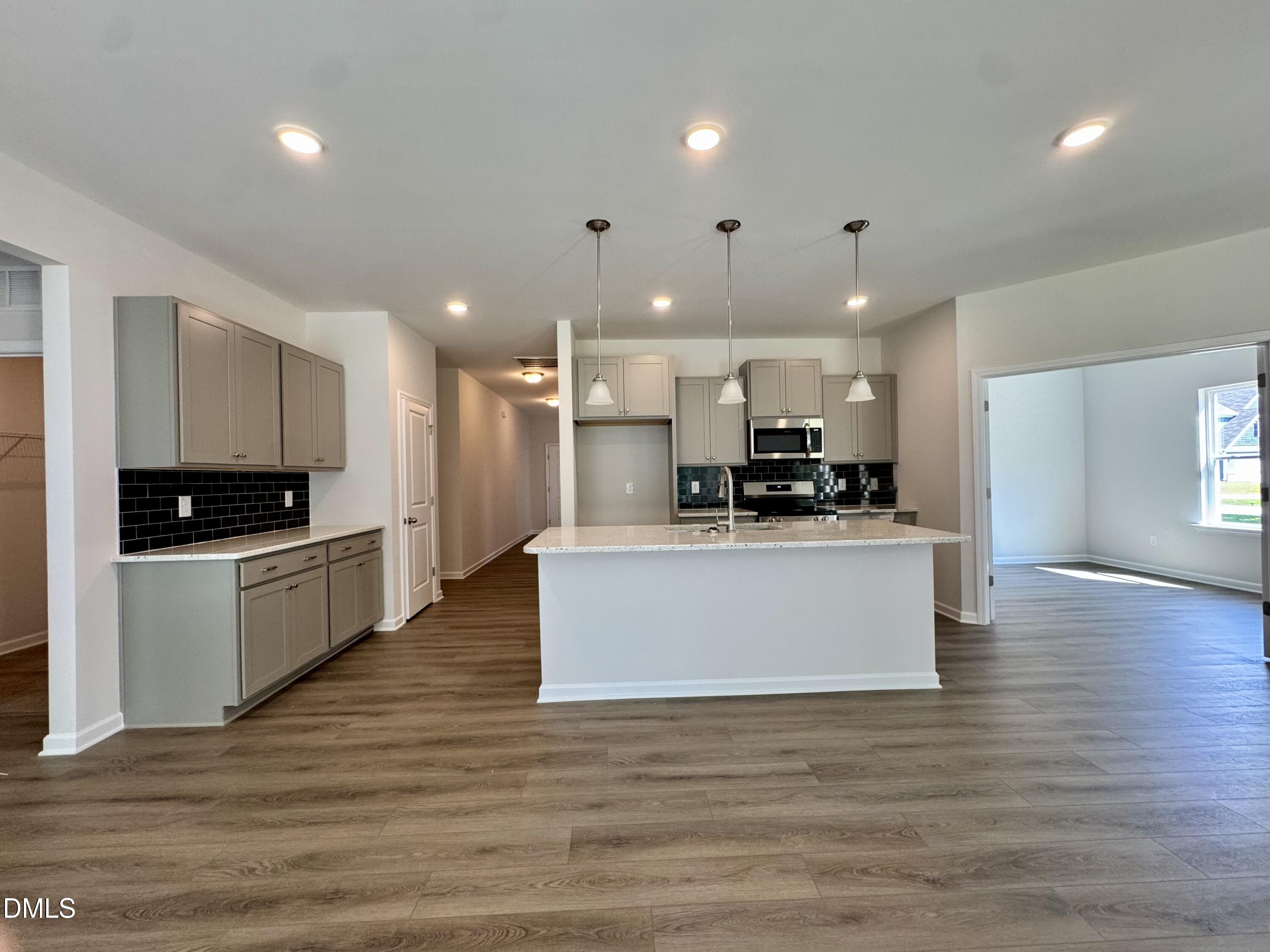 159 Cheshire Farm Drive Property Photo 4