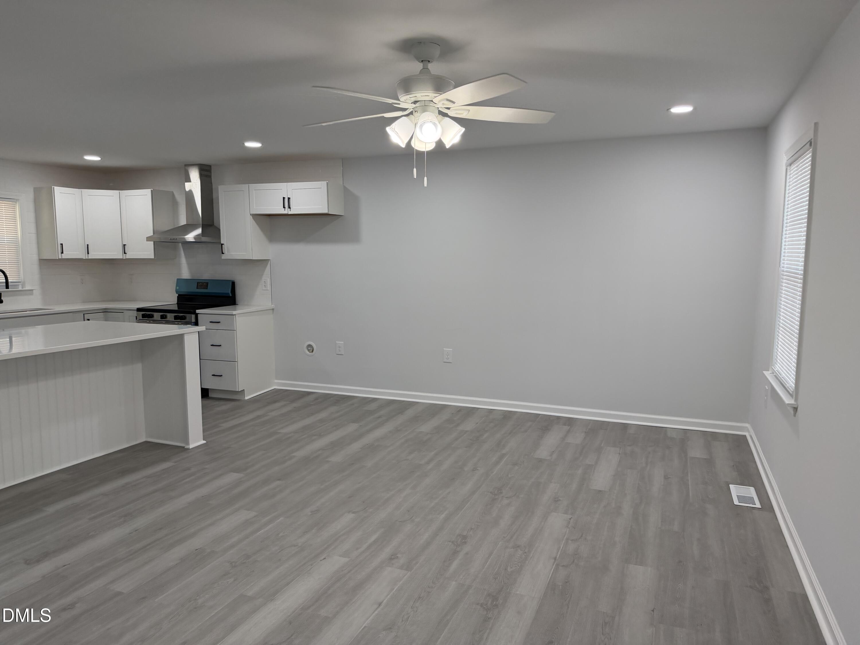 108 N Glendale Drive Property Photo 6