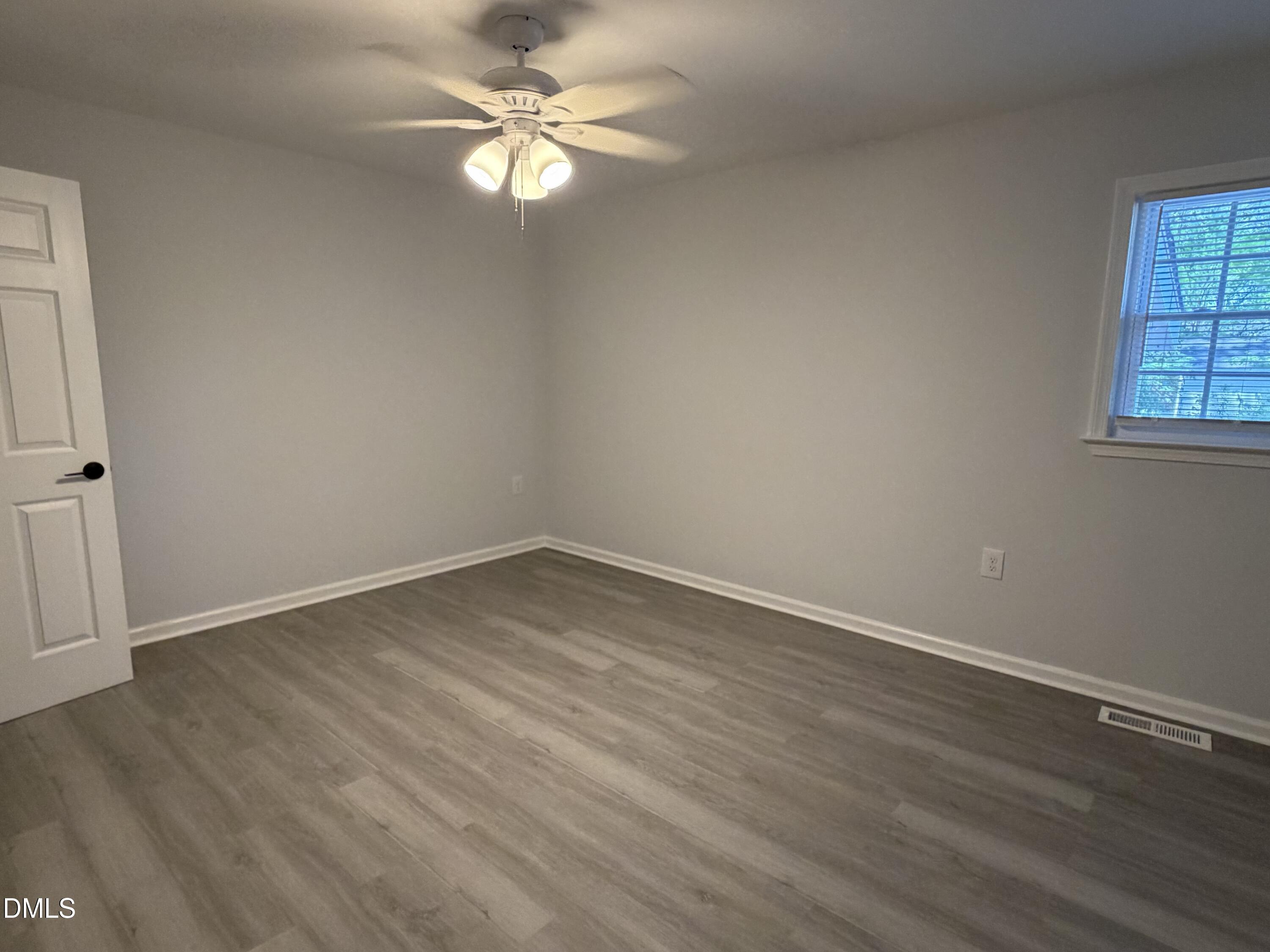 108 N Glendale Drive Property Photo 10