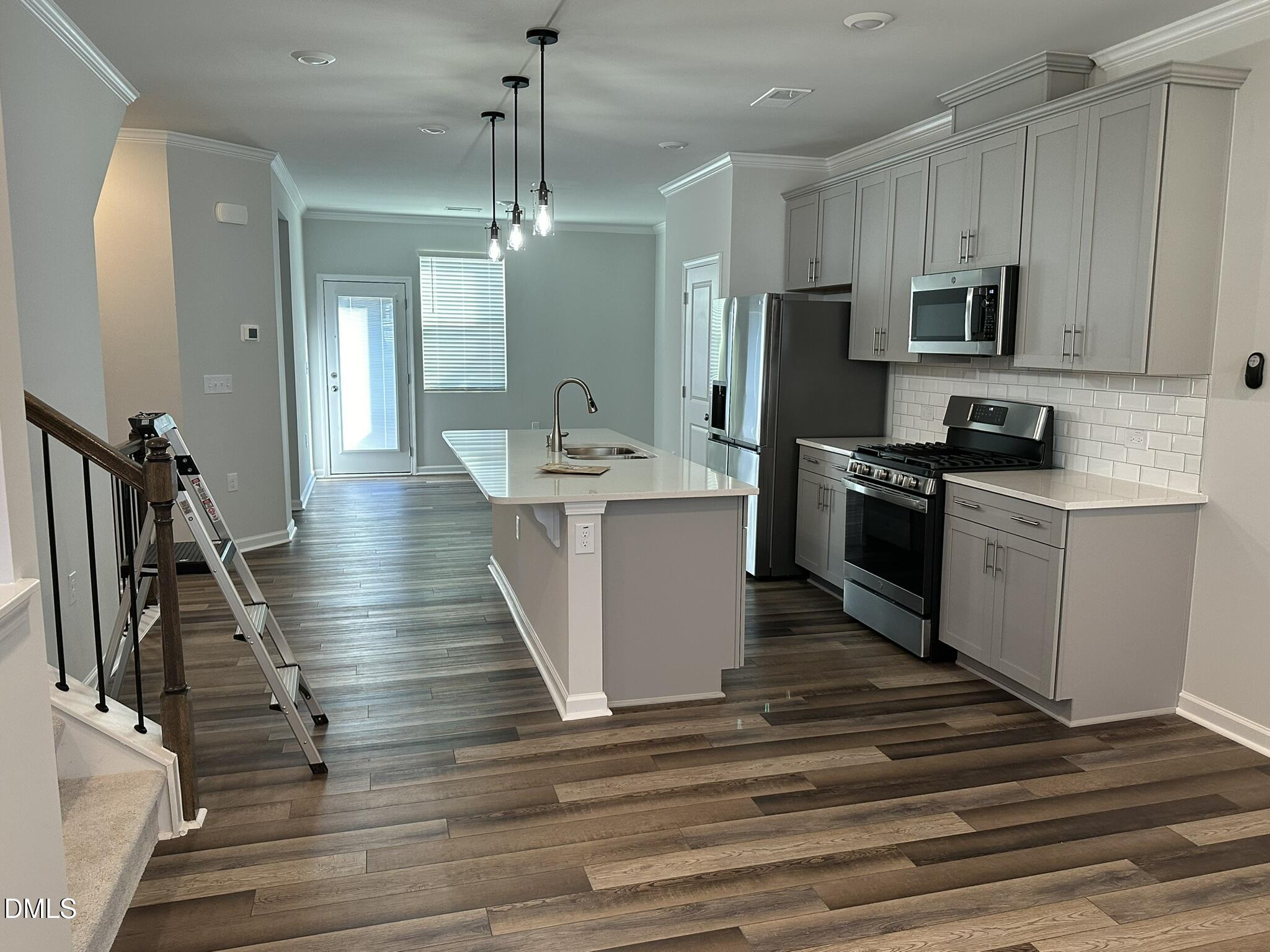 608 Gimari Drive Property Photo 2