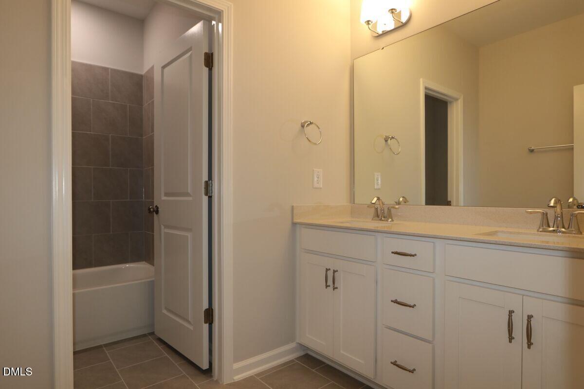 3105 Cathedral Comb Drive Property Photo 10