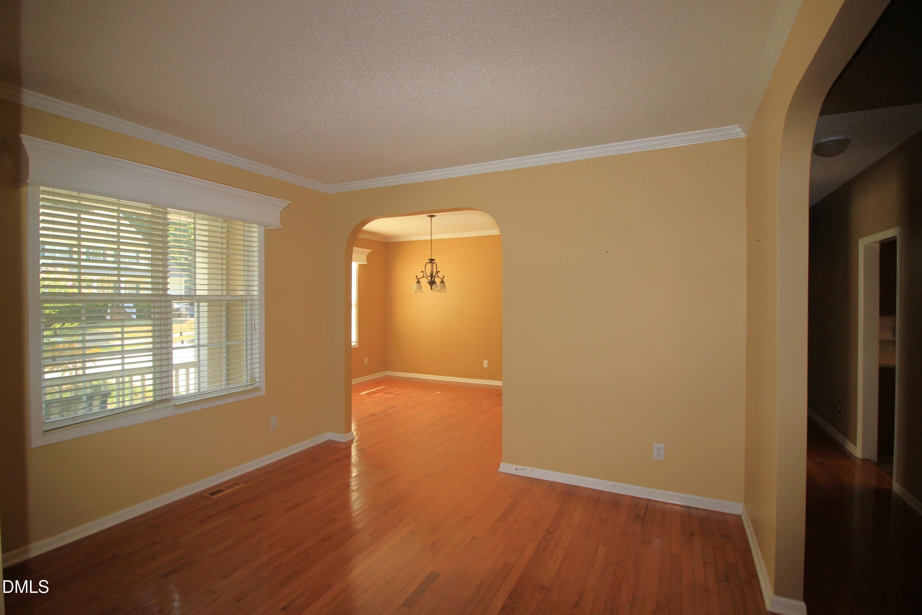 3117 Cregler Drive Property Photo 2