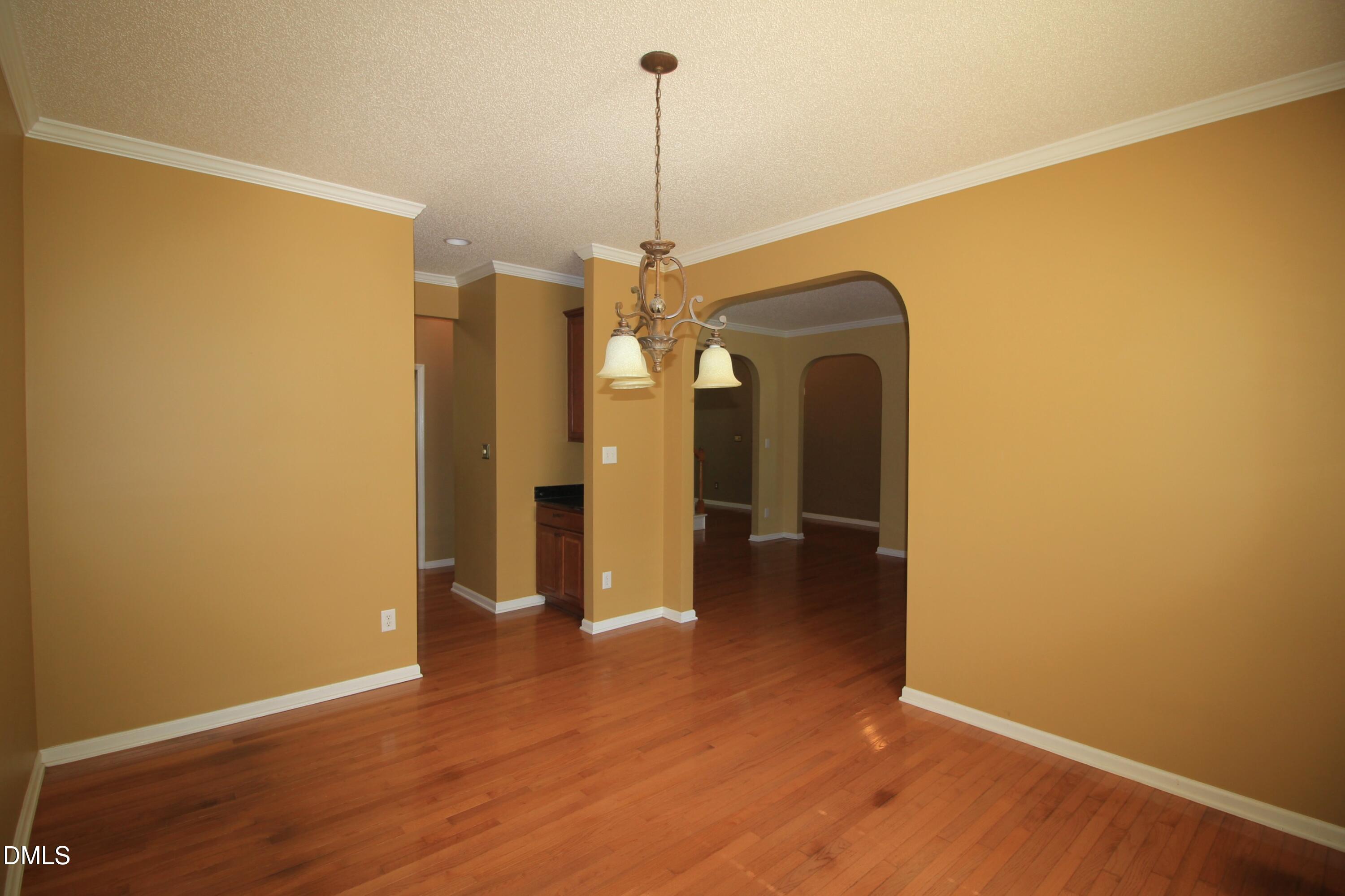 3117 Cregler Drive Property Photo 5