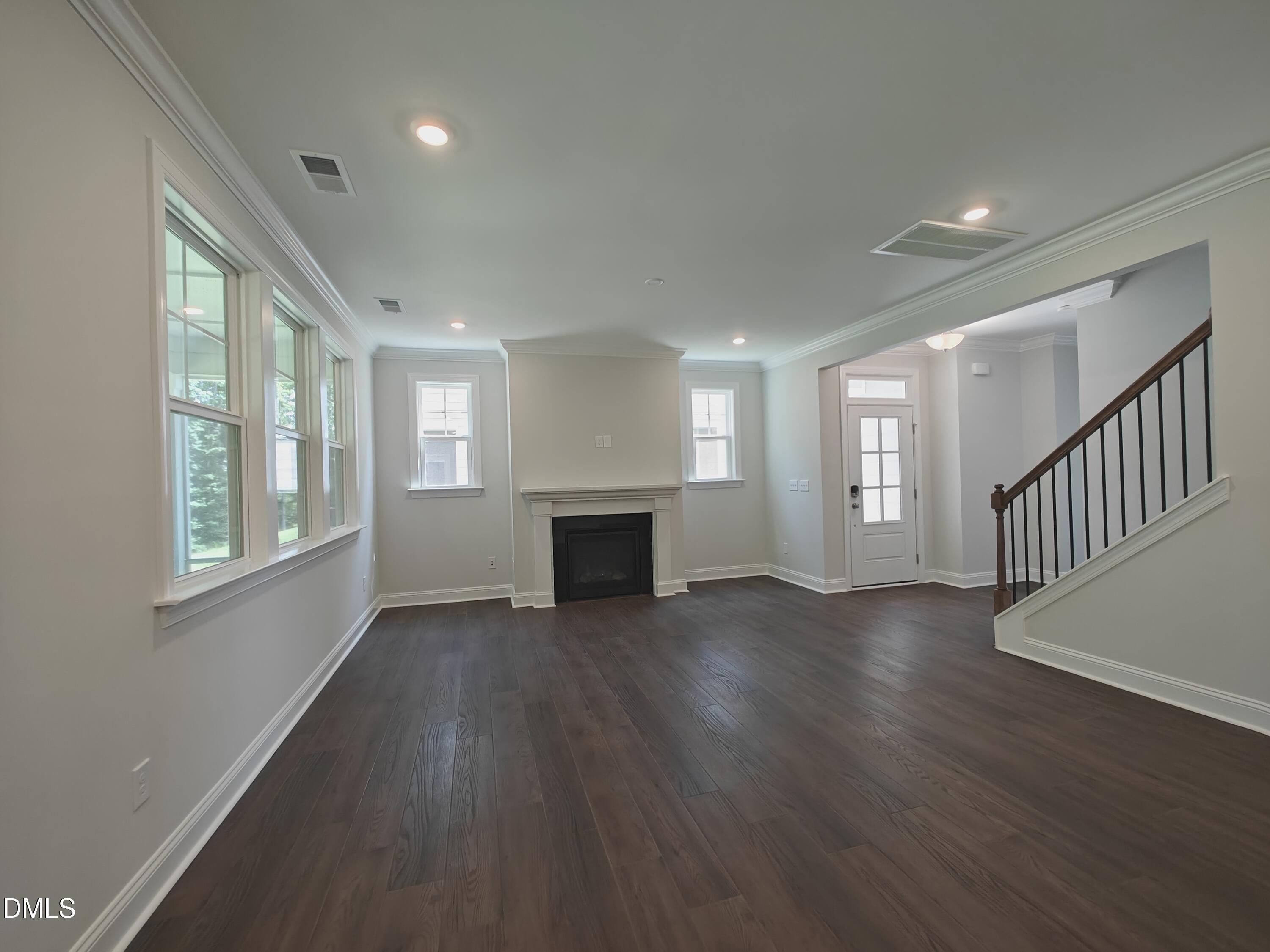 1730 Alpine Summer Lane Property Photo 3
