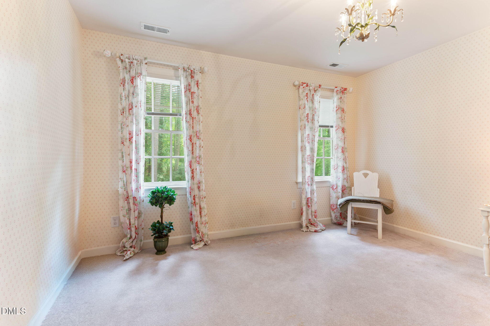 909 Oak Creek Road Property Photo 28