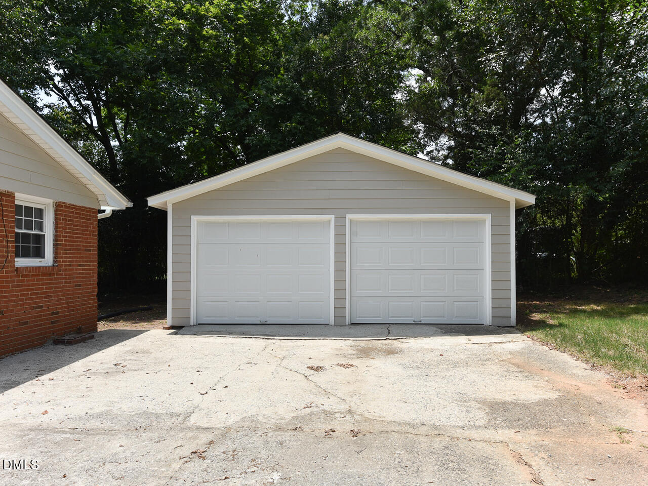 3809 Boddie Drive Property Photo 4