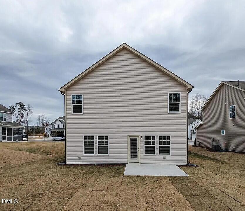 1233 Weavers Trace Drive Property Photo 2
