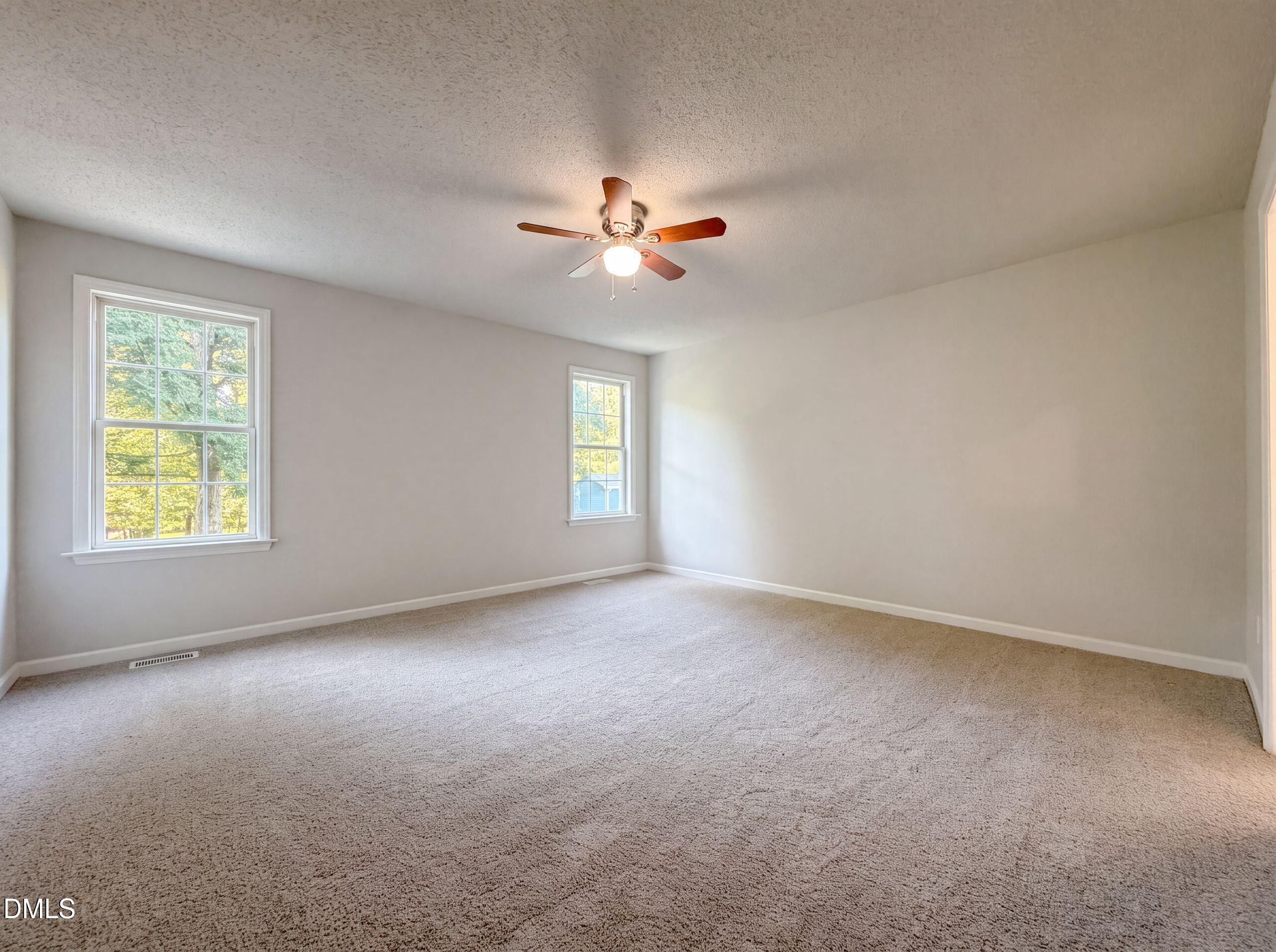 104 Kings Court Property Photo 4
