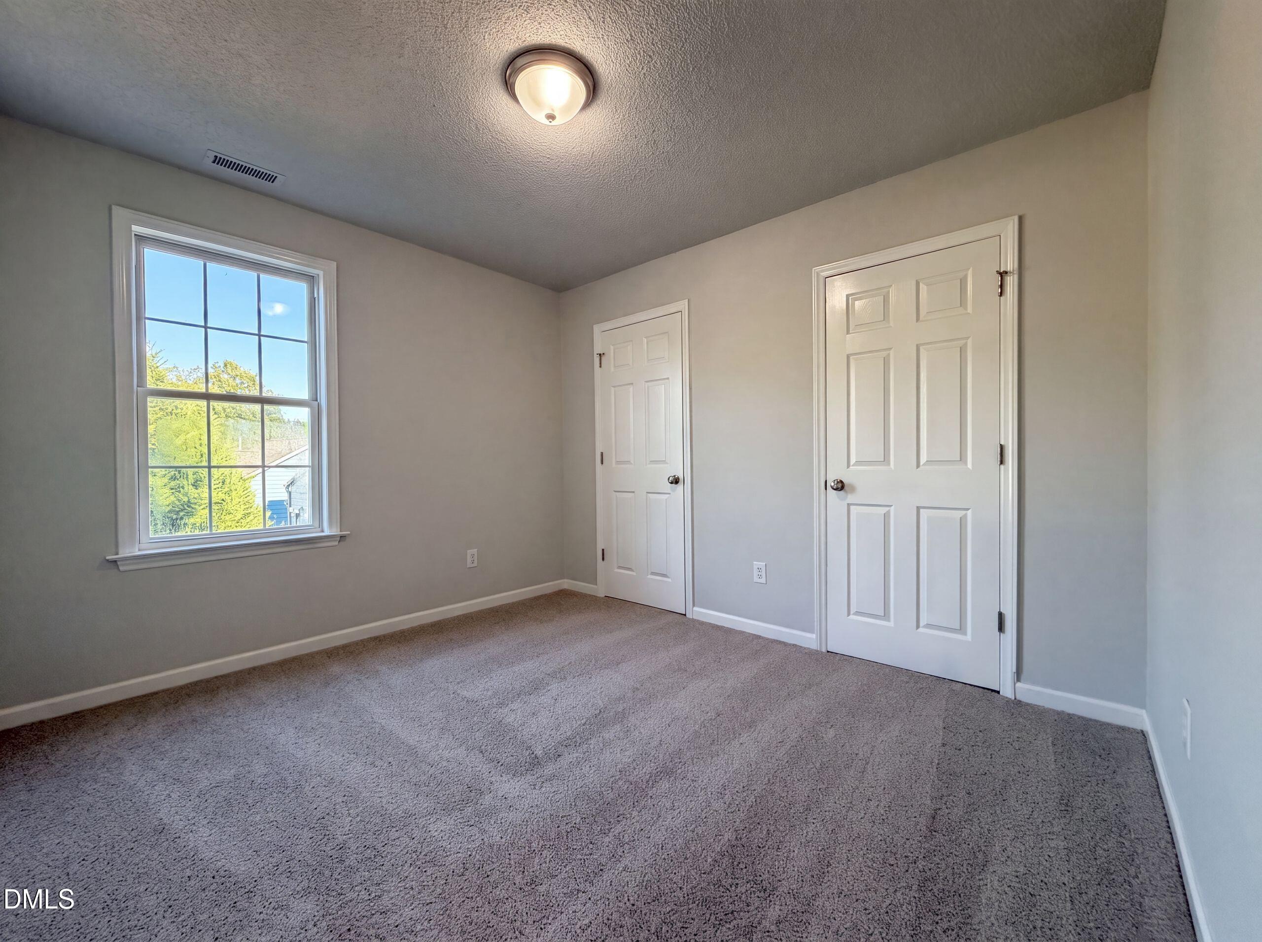 104 Kings Court Property Photo 10