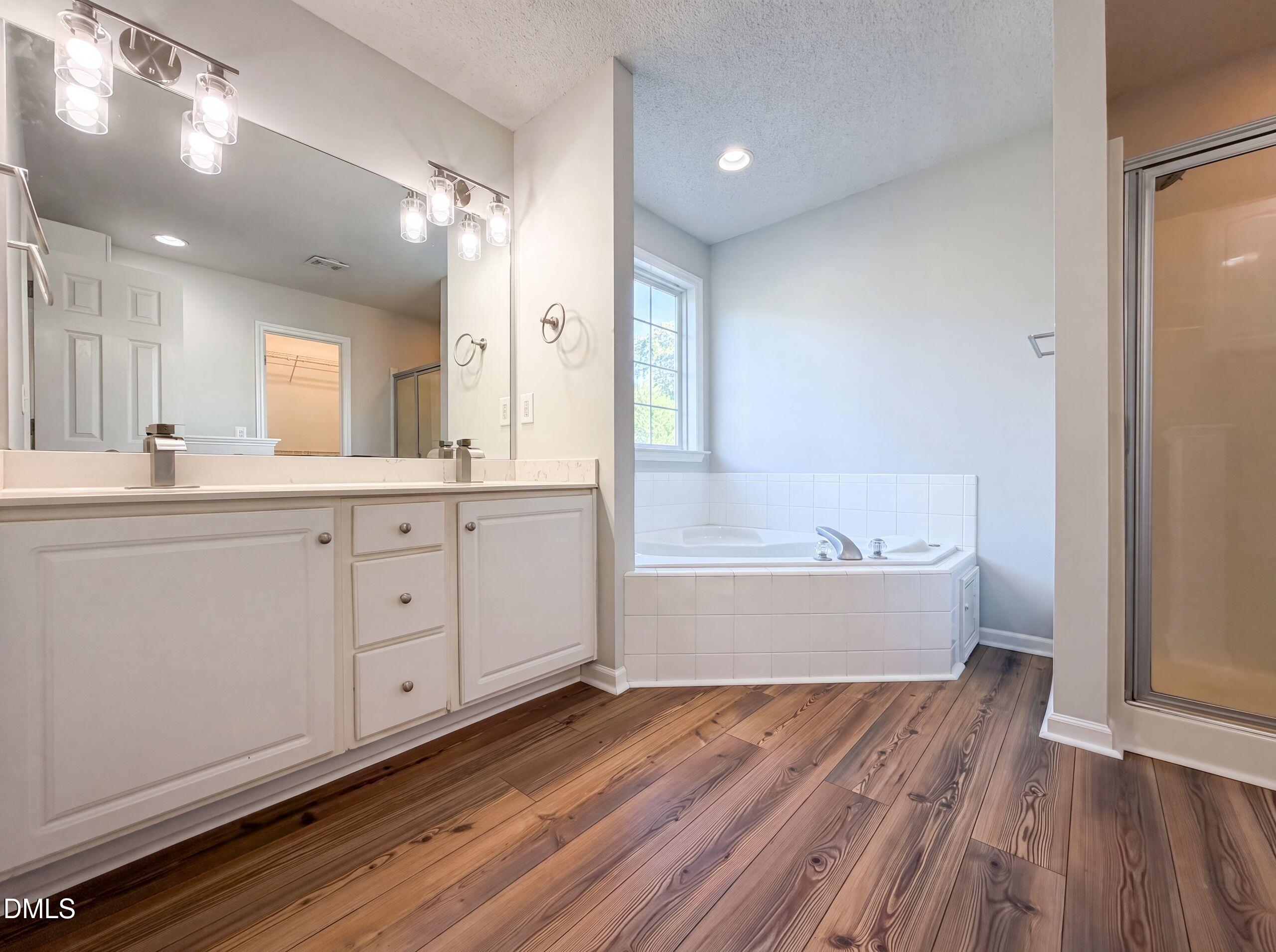 104 Kings Court Property Photo 14