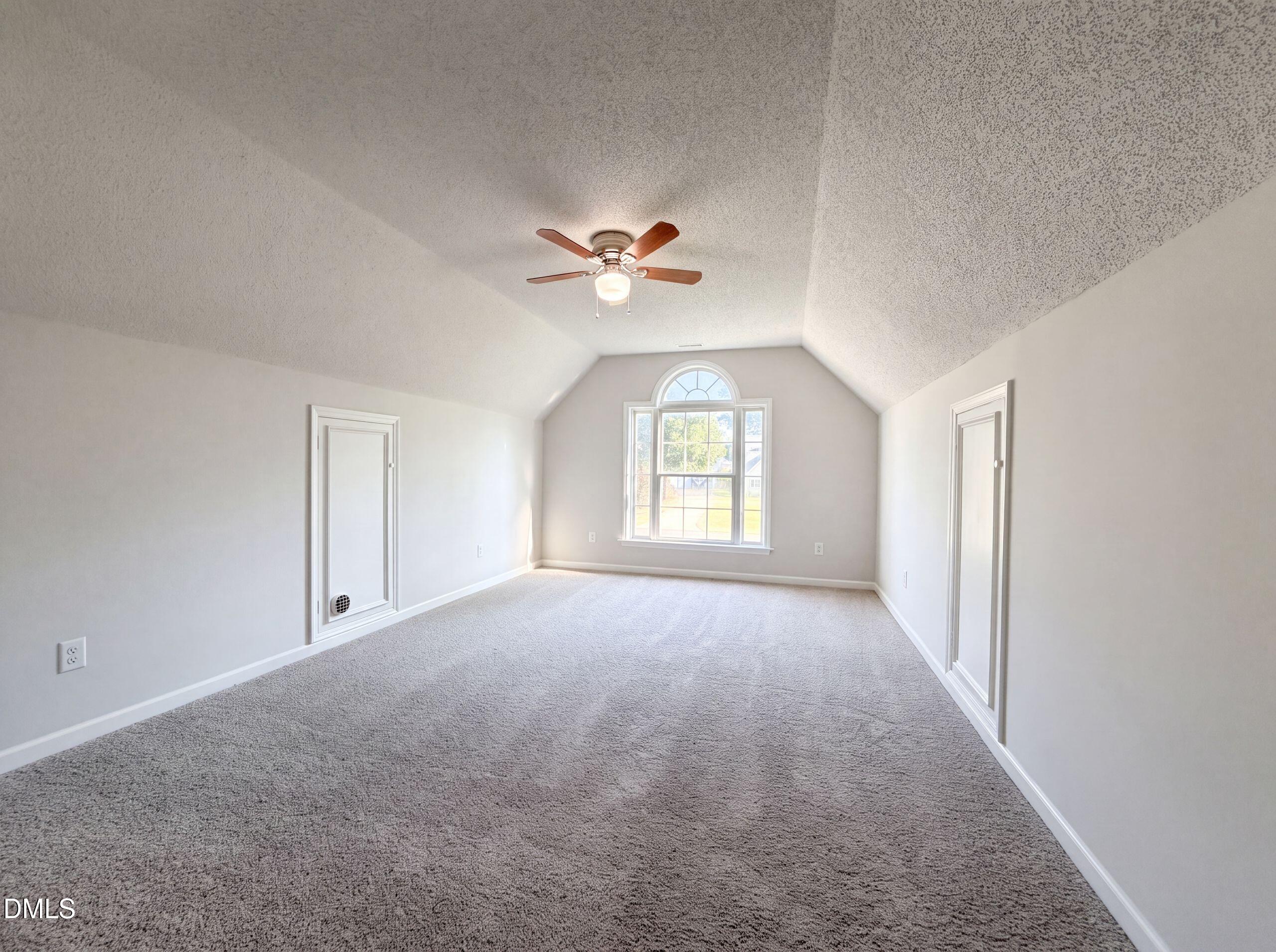 104 Kings Court Property Photo 16
