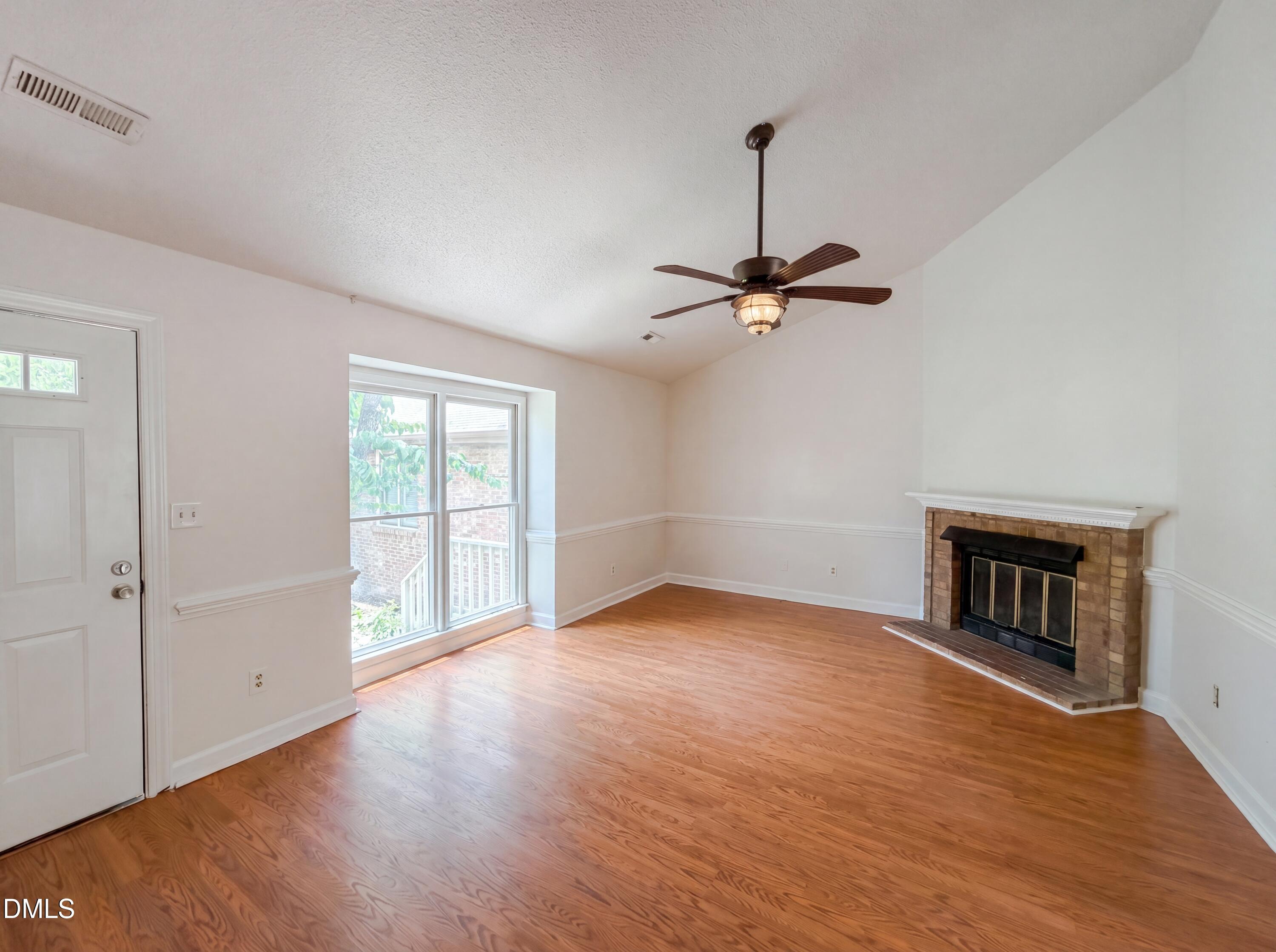 5500 Fortunes Ridge Drive Apt 86b Property Photo 3