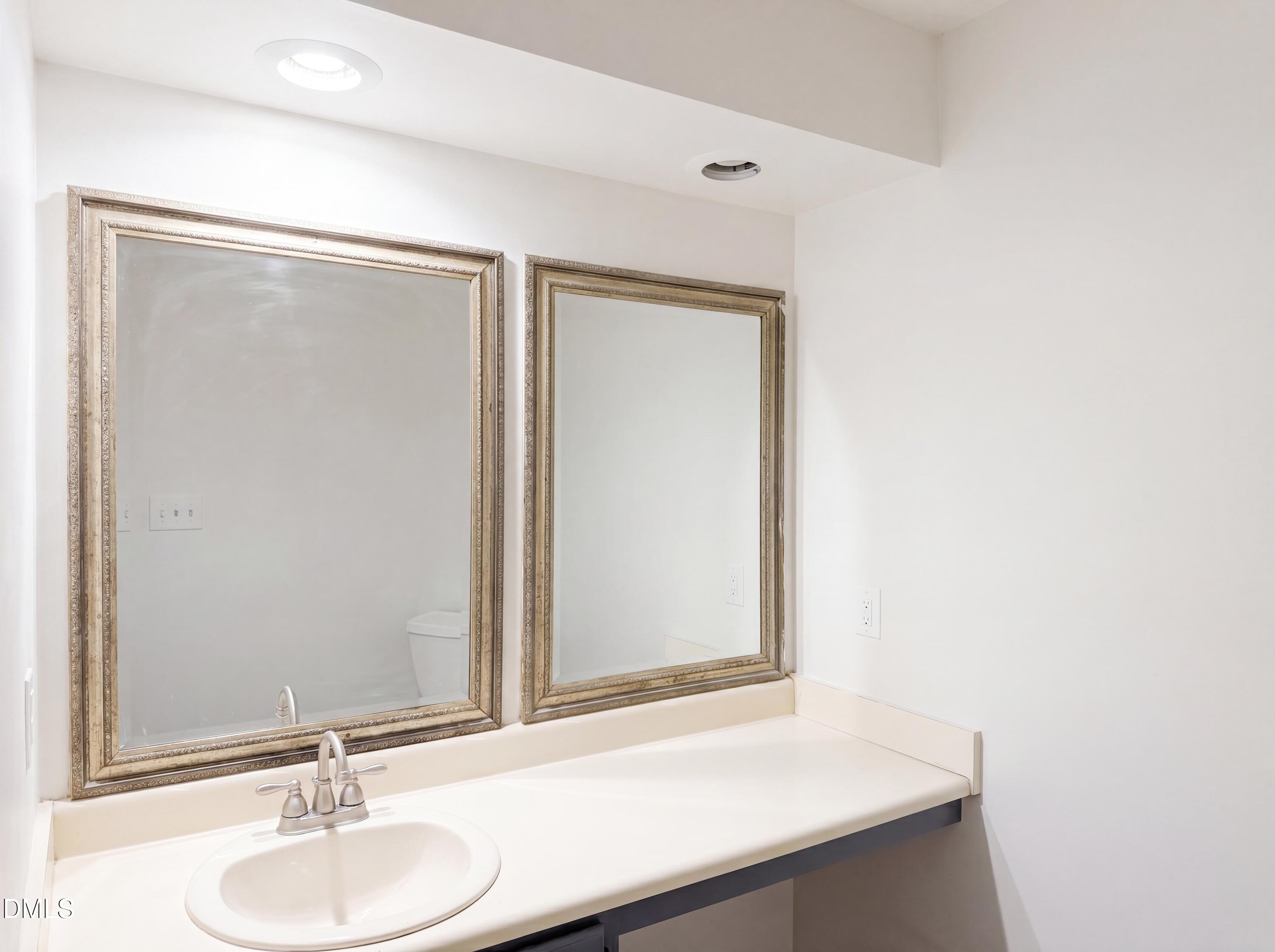 5500 Fortunes Ridge Drive Apt 86b Property Photo 12