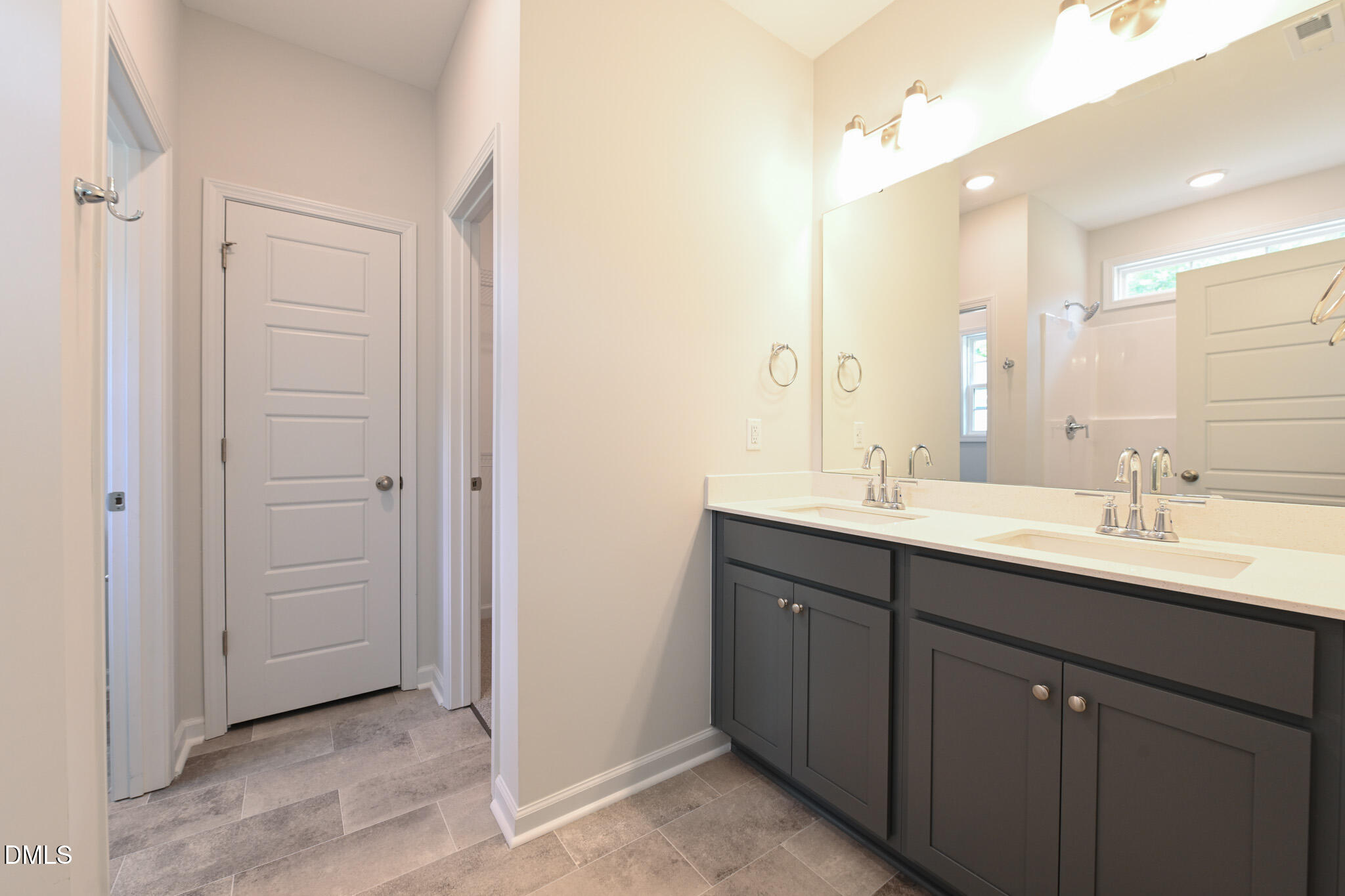 402 Lyon Estates Drive Property Photo 18
