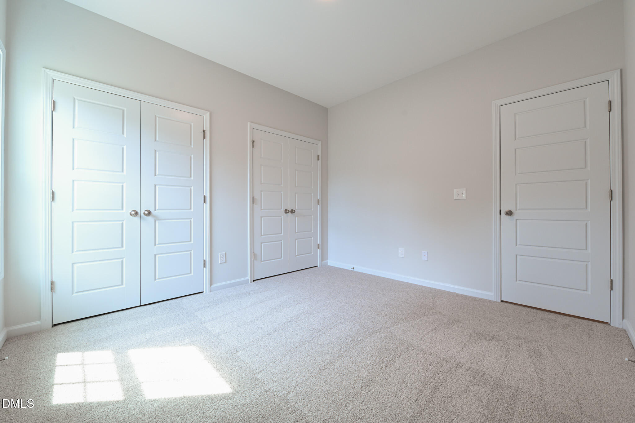 402 Lyon Estates Drive Property Photo 25