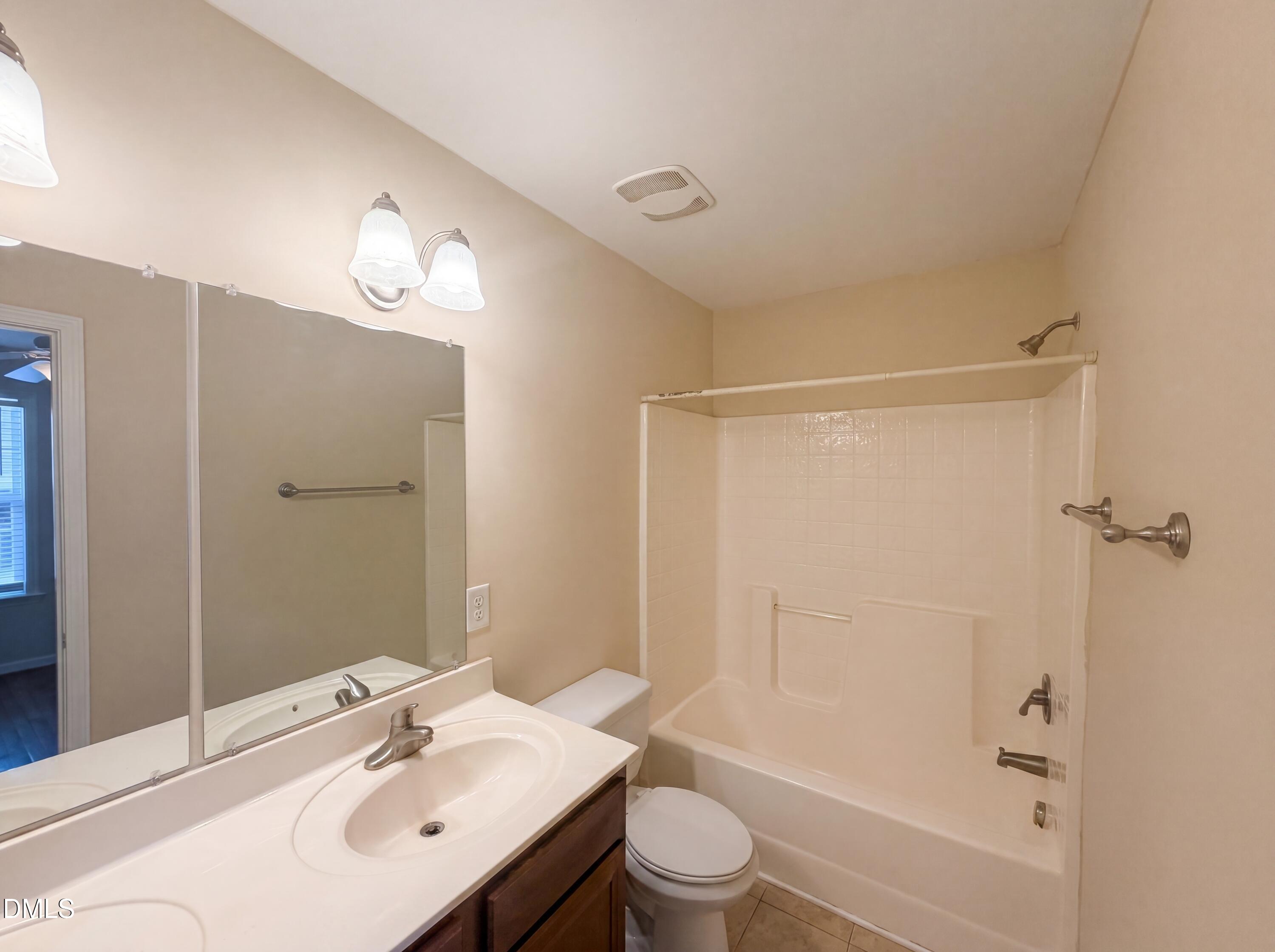 900 Dorothy Sanders Way Property Photo 11